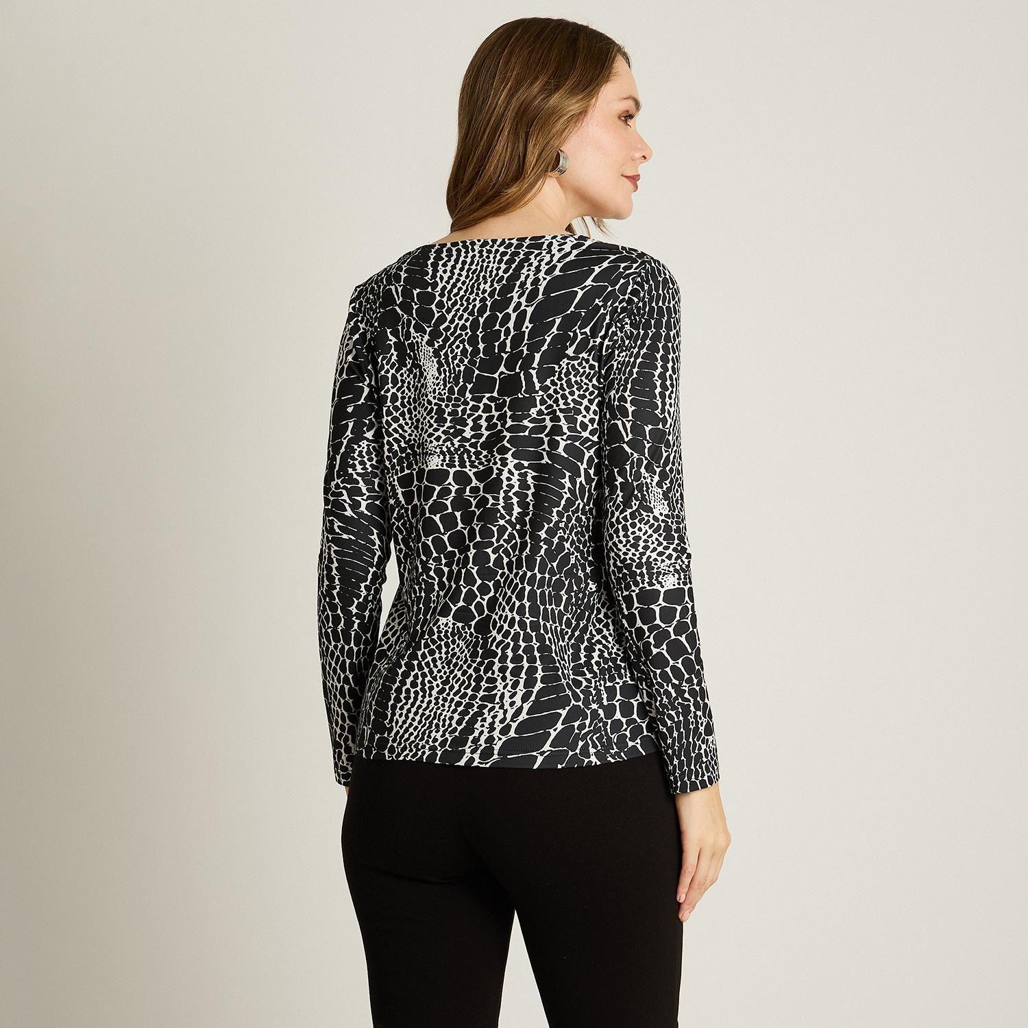 Polera Negra Estampada Escote V Tacto Calido-1