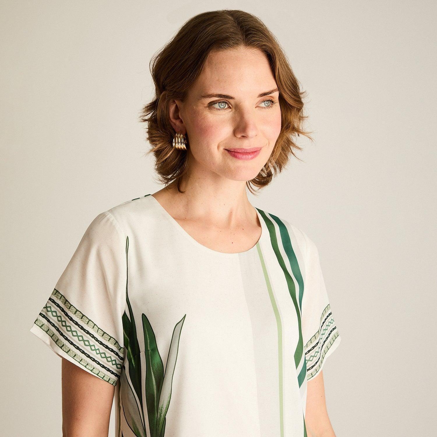 Vestido Corto Verde No Elasticado Con Forro Calce Holgado-2