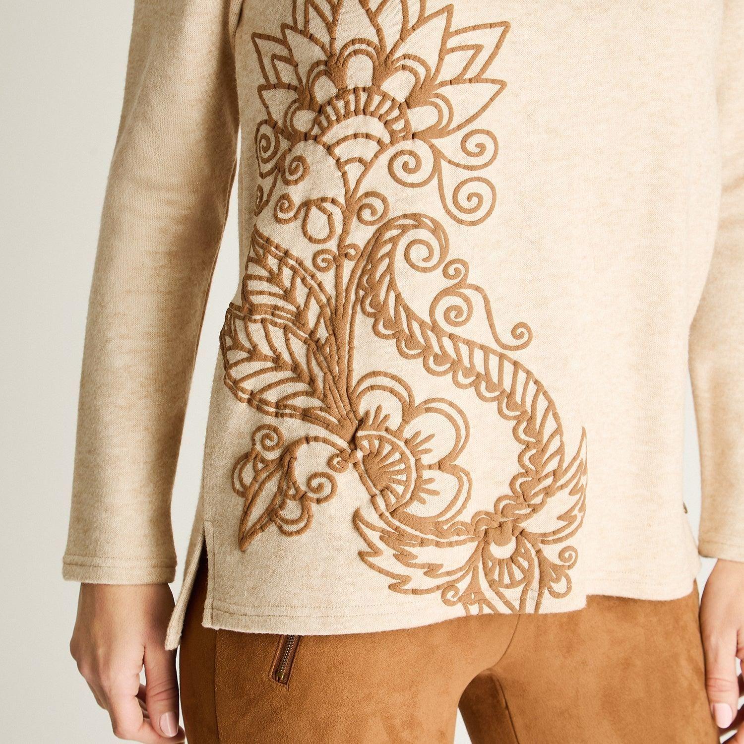 Polera Manga Larga Lanilla Print Focalizado Beige-1