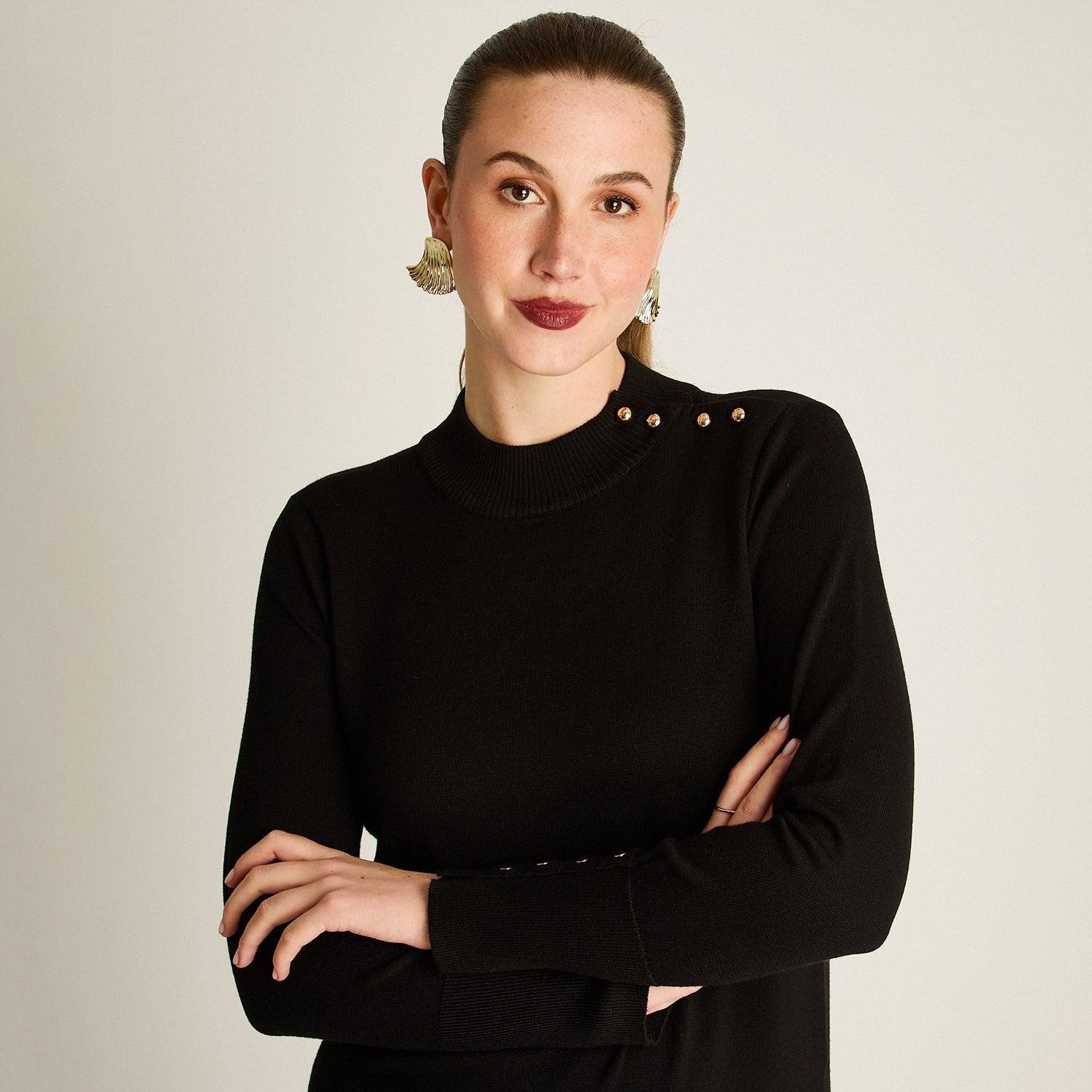 Sweater Negro Cuello Mock con Botones en Hombro y Mangas-2