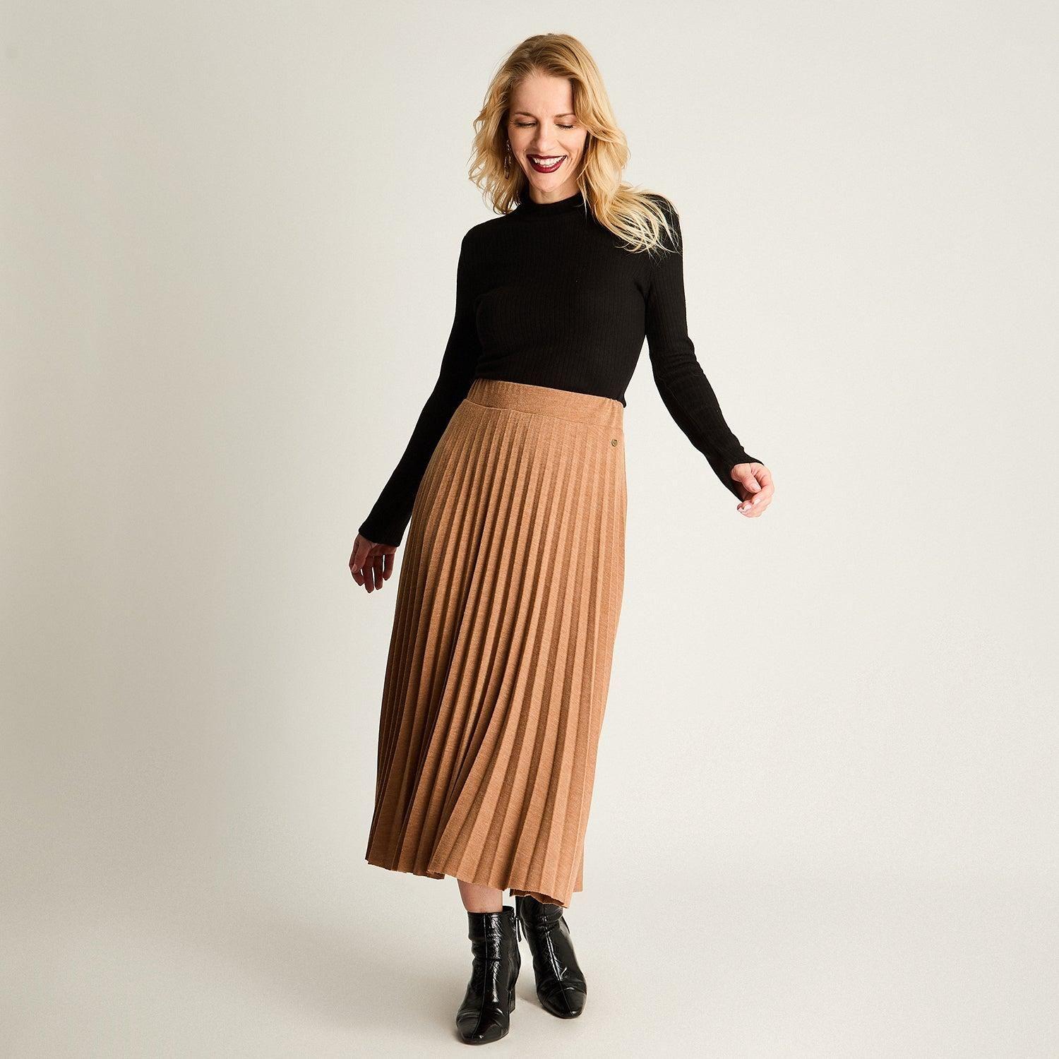Falda Midi Lanilla Plizada Camel-4