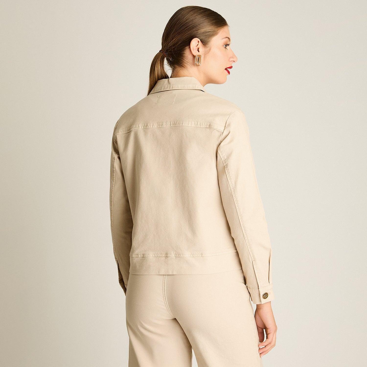 Chaqueta Abotonada Crudo con Bolsillos-1