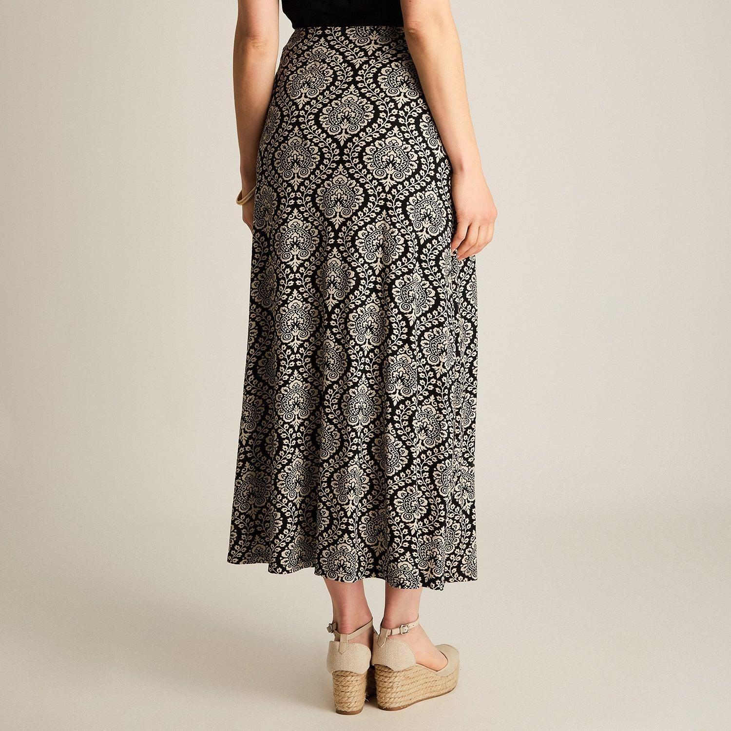 Falda Negro Midi Elasticidad Media Calce Normal-1