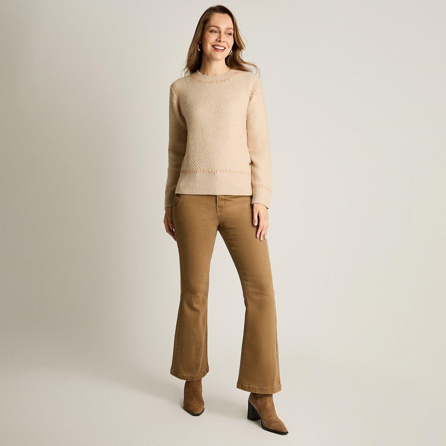 Sweater Beige con Textura y Detalle de Pespunte en Tejido-3