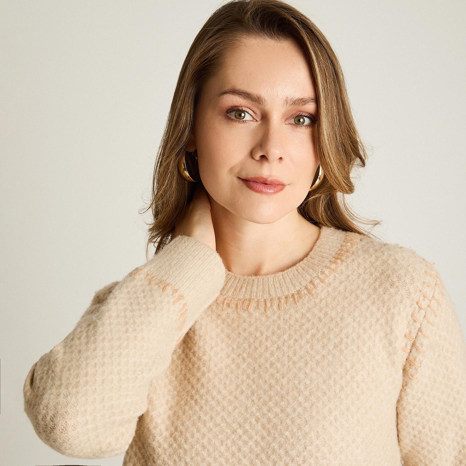 Sweater Beige con Textura y Detalle de Pespunte en Tejido-2