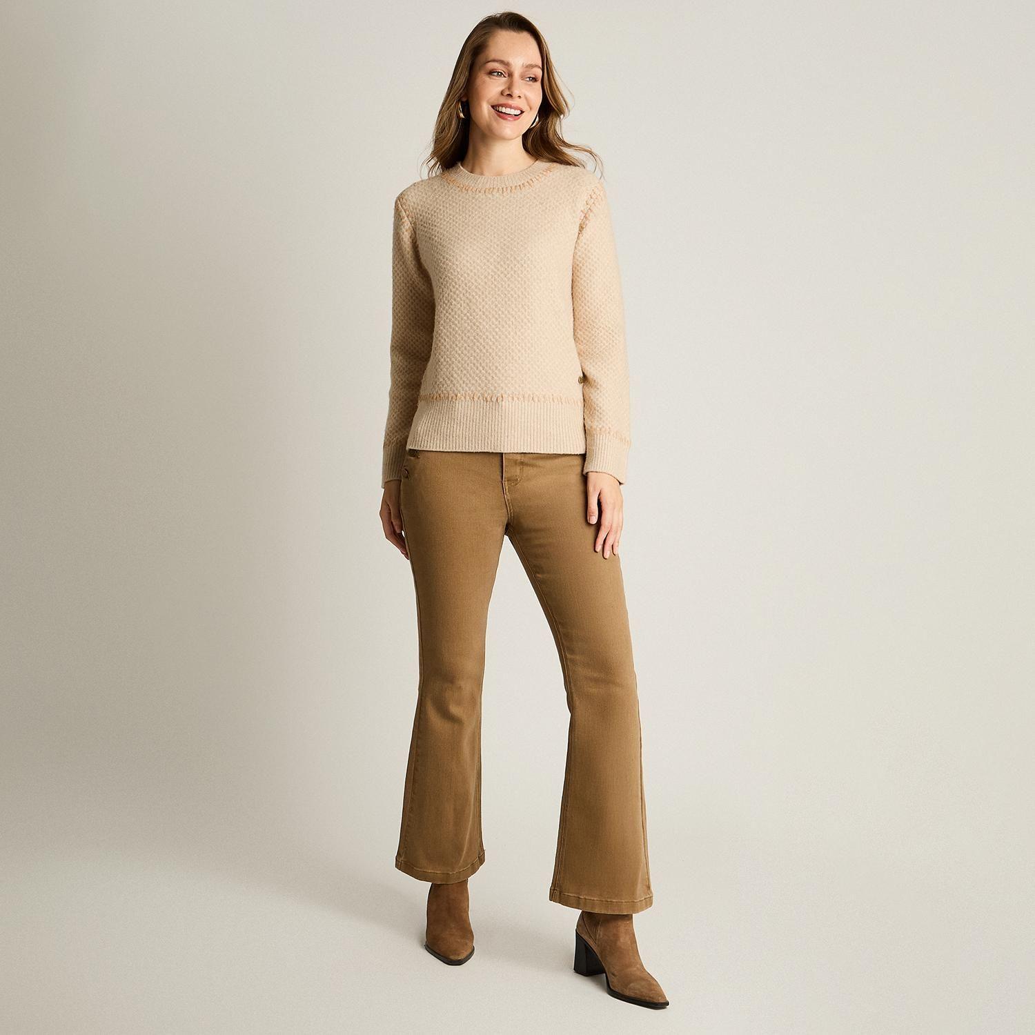 Sweater Beige con Textura y Detalle de Pespunte en Tejido-3