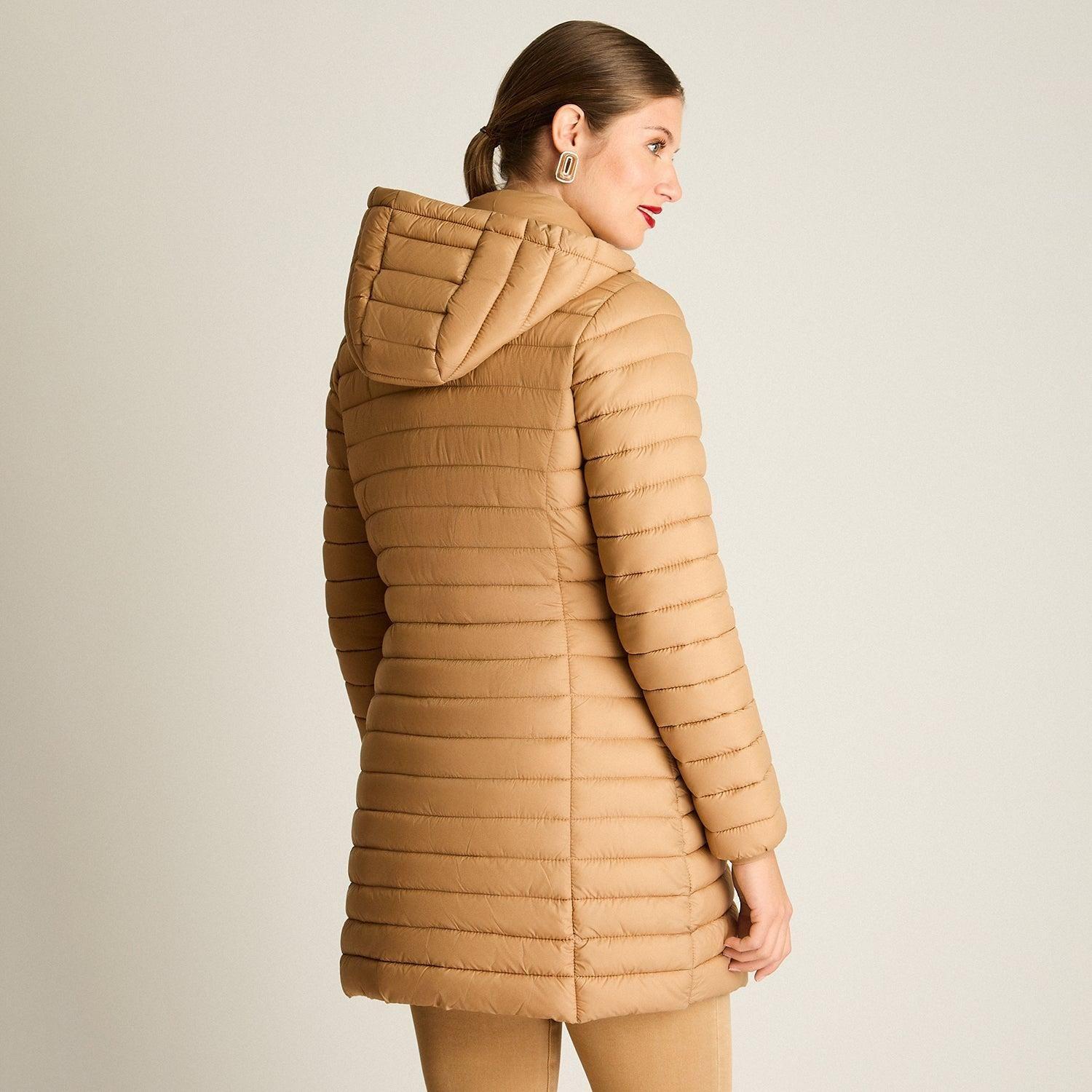 Parka Camel Manga Larga Elasticidad Nula Sin Forro Calce Normal Tela Plano-1