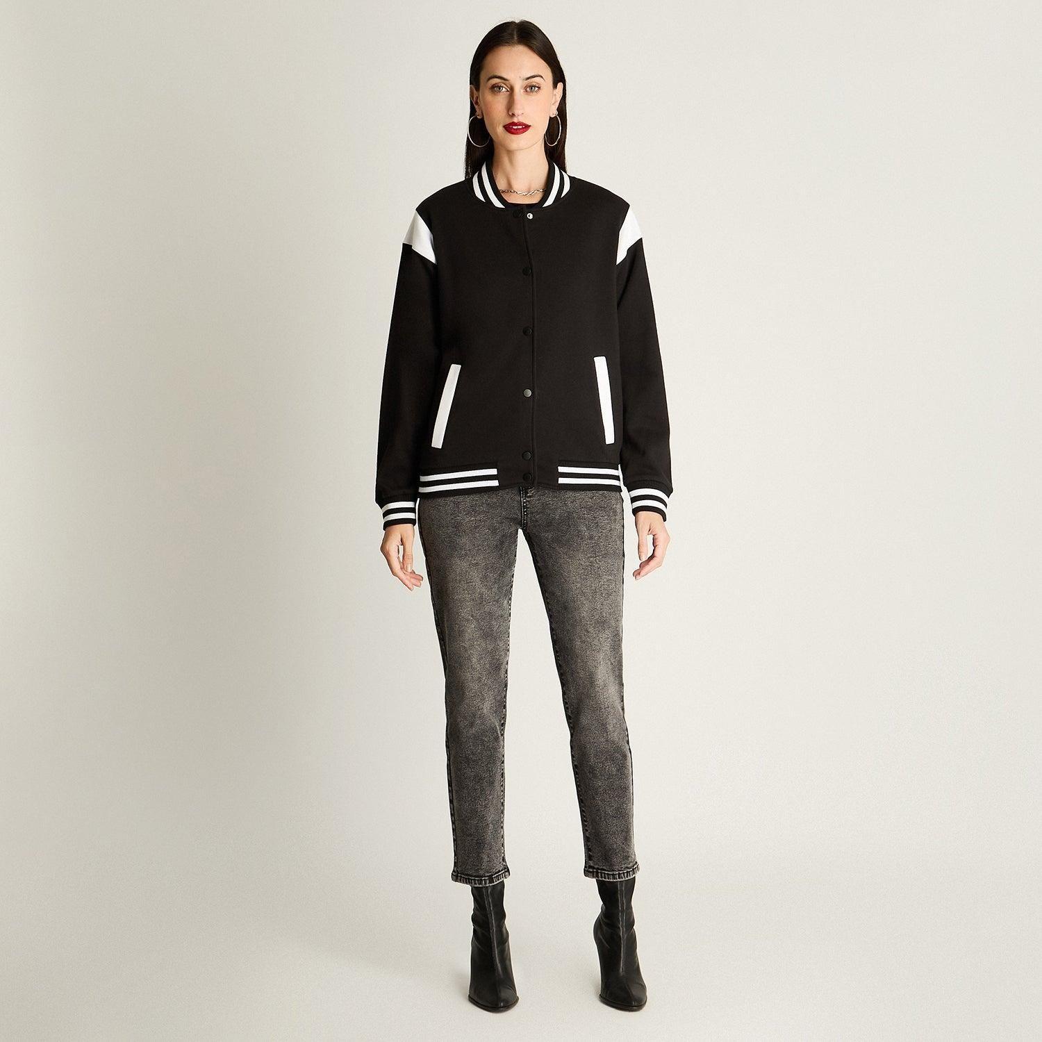 Chaqueta Bomber Con Aplicaciones En Contraste Negro-2