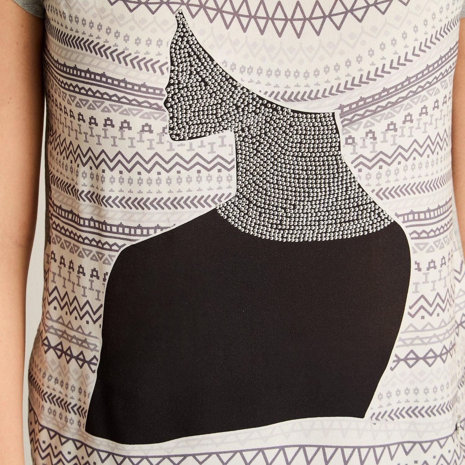 Polera Gris Mix Fabric con Print Frontal y Cuello con Lurex-2