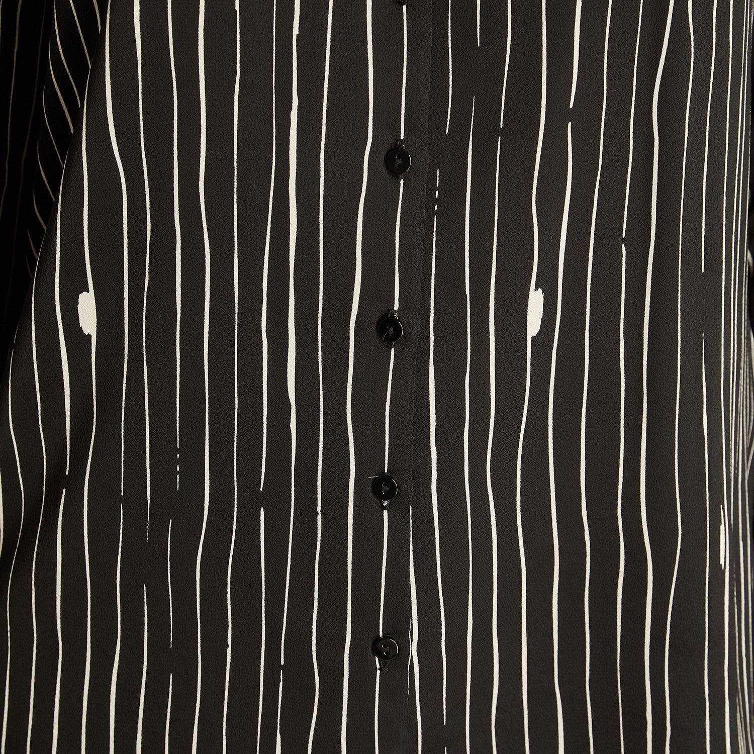 Blusa Camisera Negra Satin Básica-2