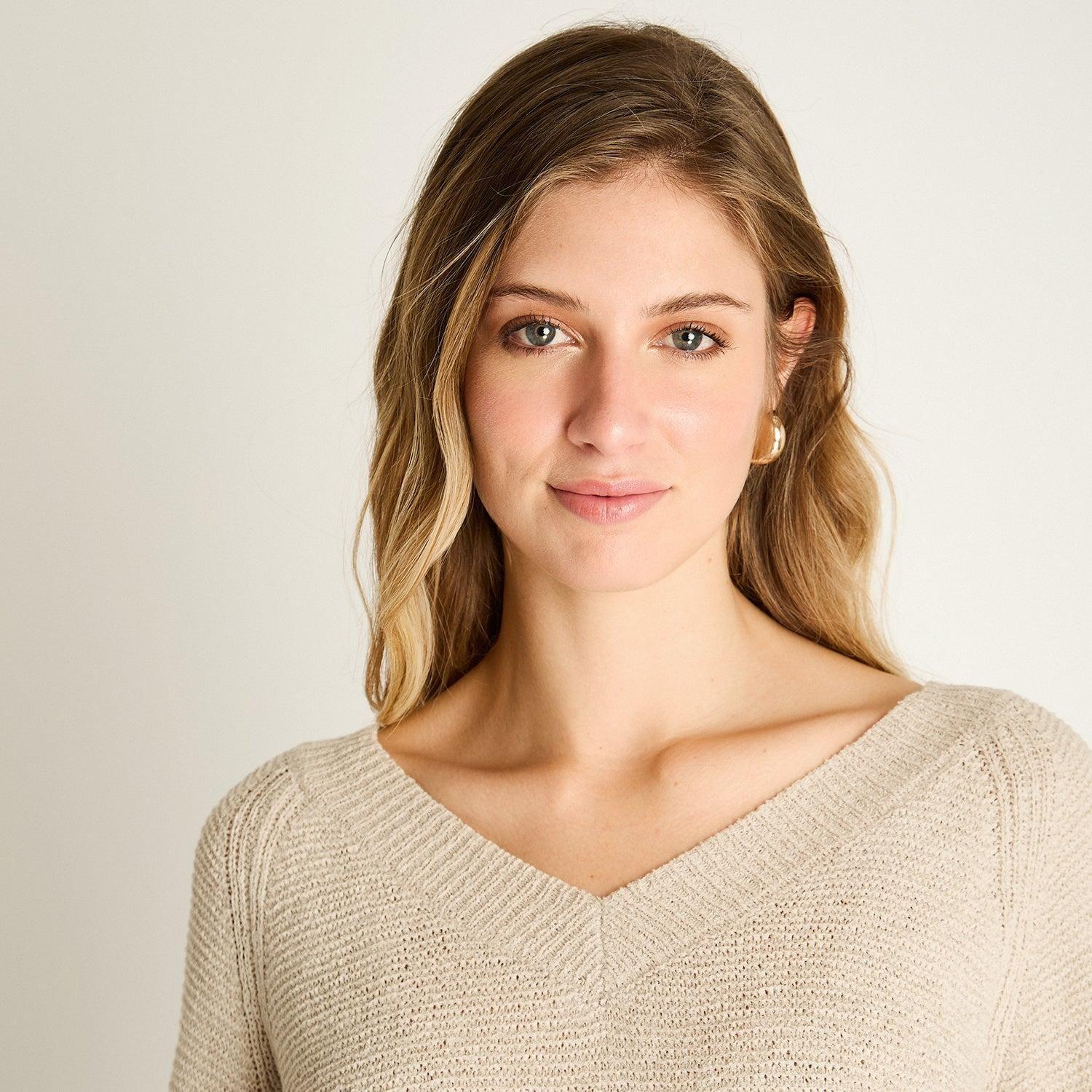 Sweater Beige Manga Larga Baja elasticidad Sin Forro Calce Normal-2