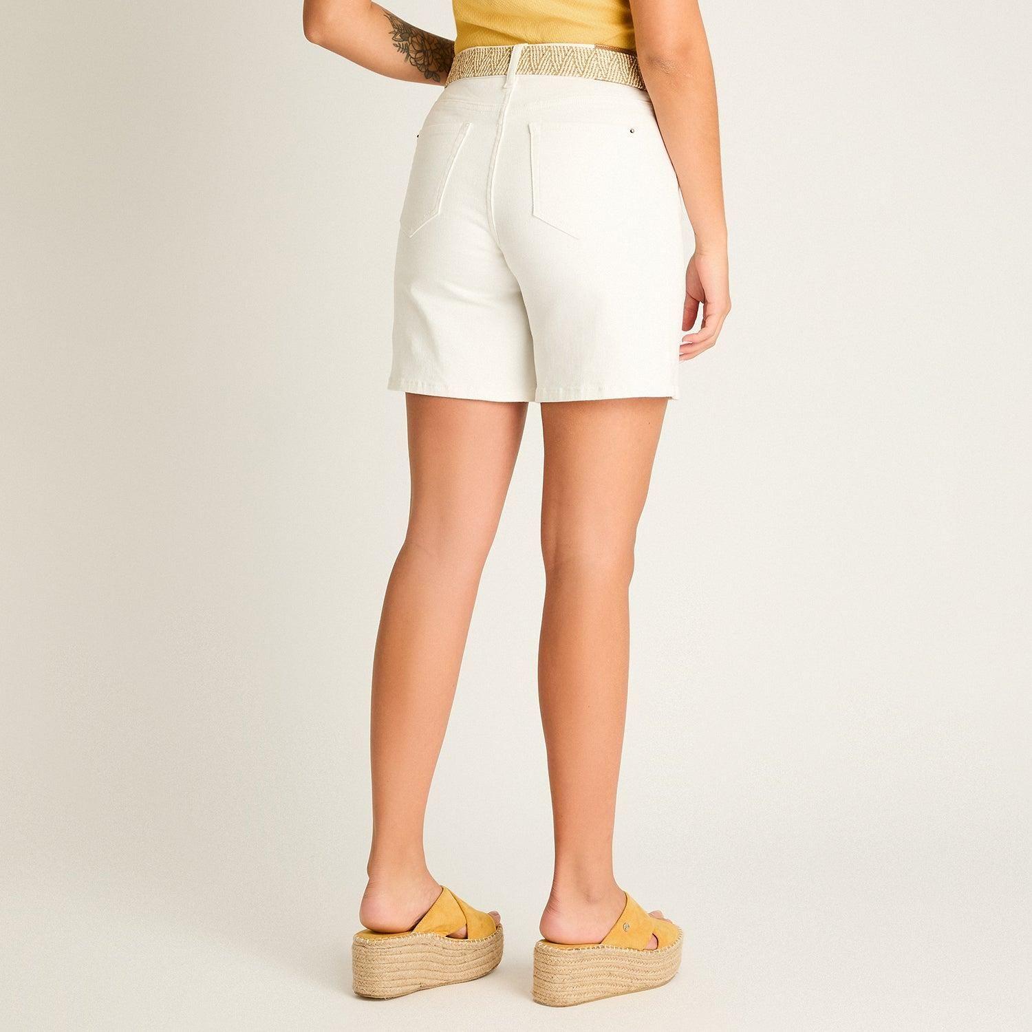 Bermuda Blanco Corto Baja elasticidad Calce Normal-2