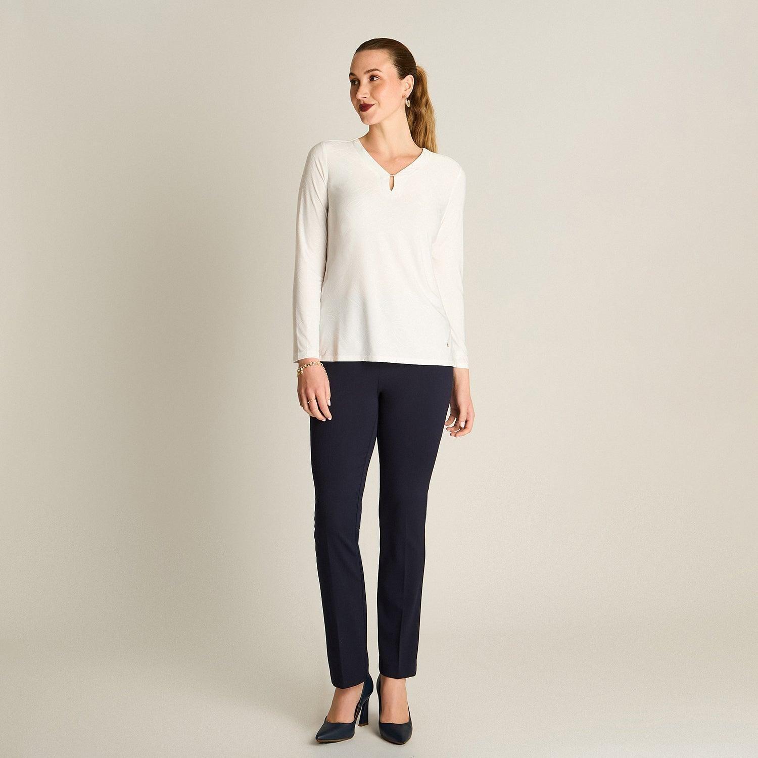 Polera Crudo Manga Larga con Detalle en el Escote-3