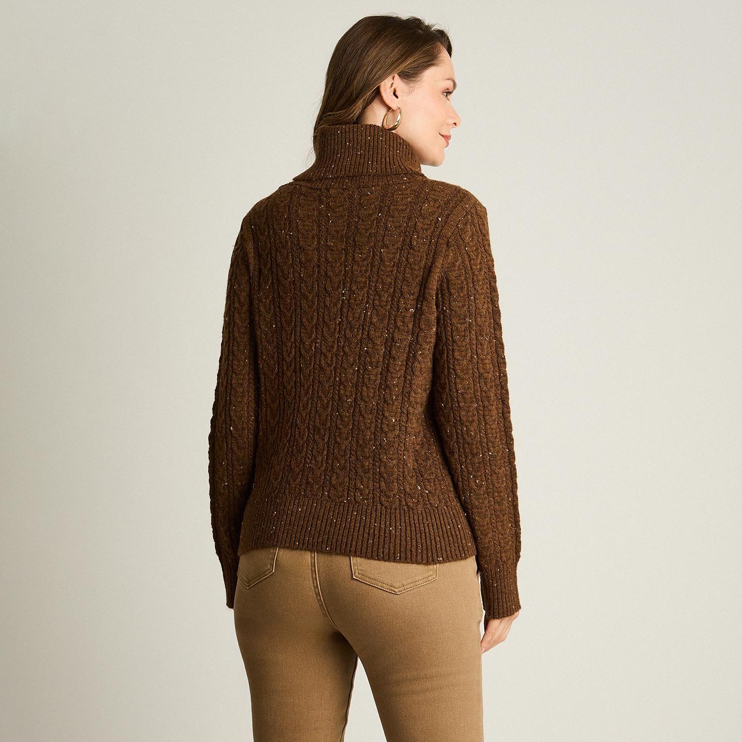 Sweater Café con Cuello Alto y Trenzado Jaspeado en Tejido-1