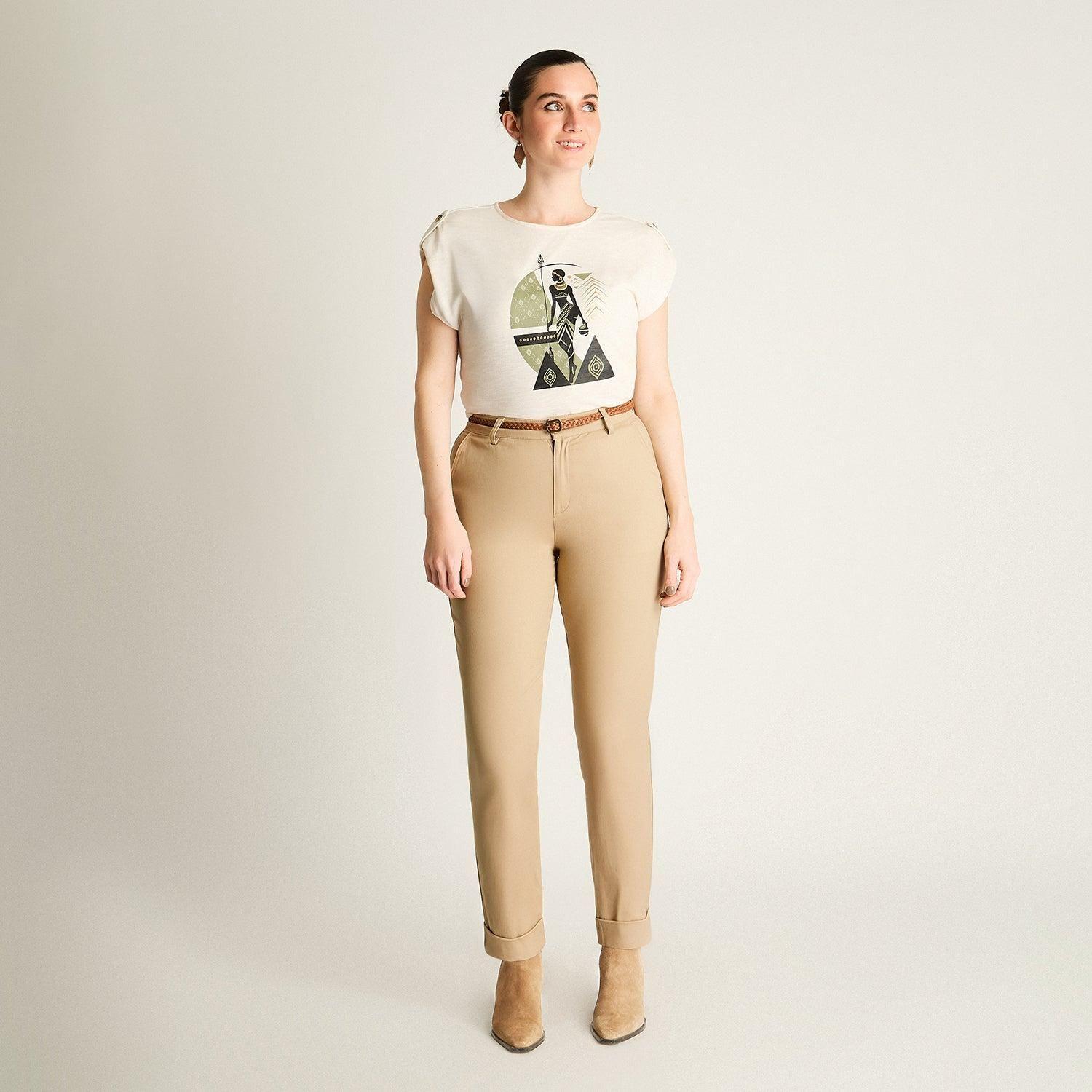 Pantalón Beige con Cinturón Trenzado-3