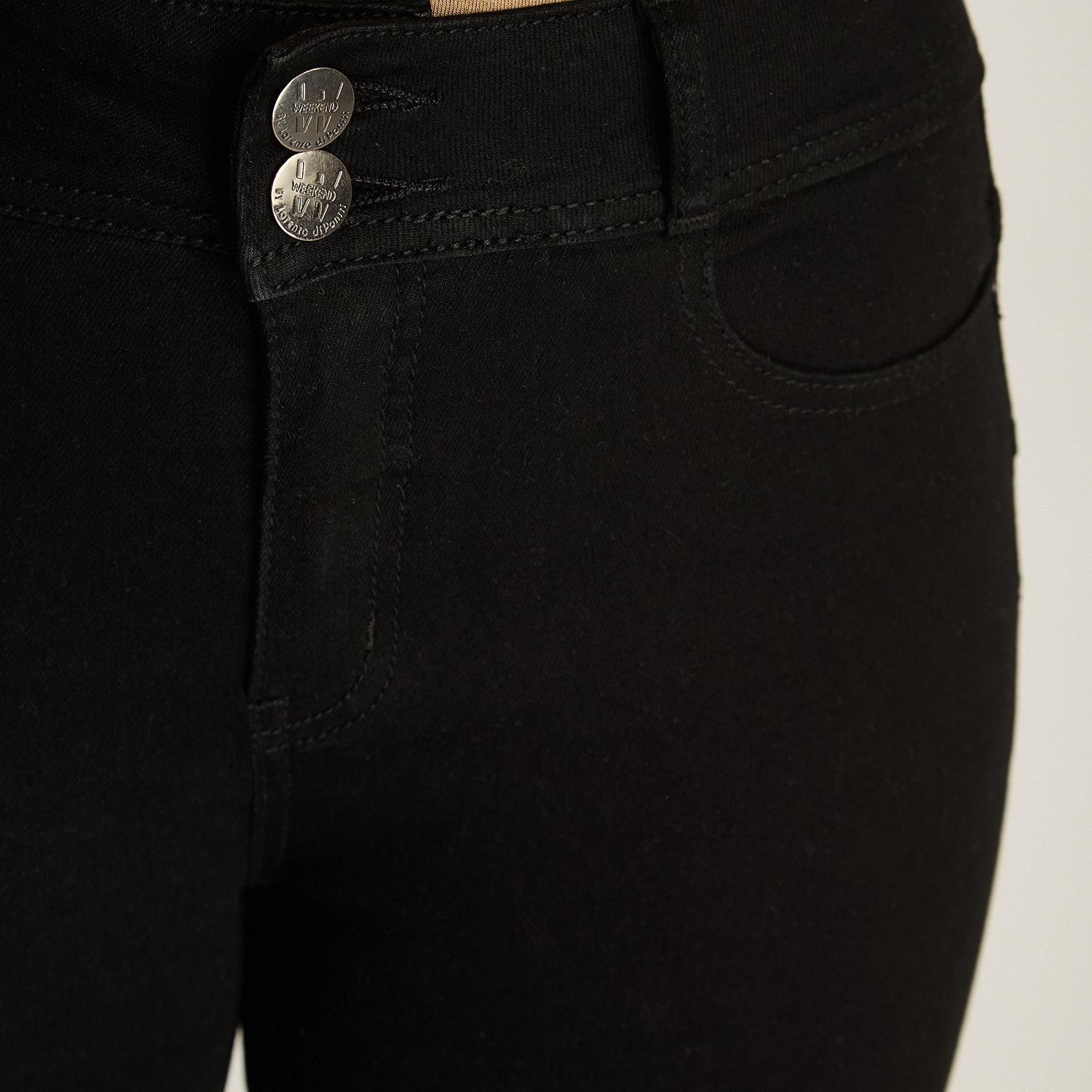 Jeans Recto Negro Push Up de Cinco Bolsillos-2