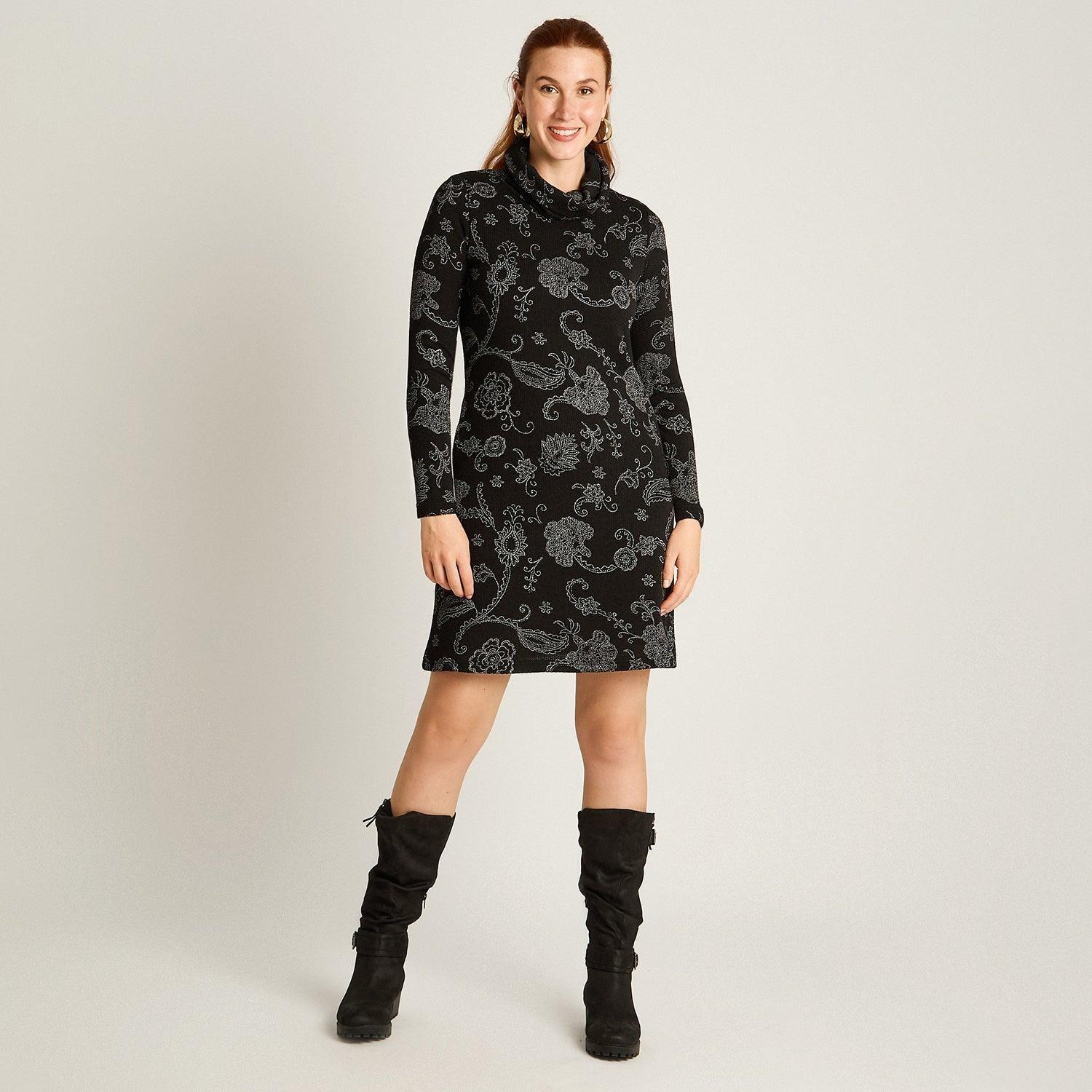 Vestido Negro en Lanilla con Cuello Alto y Estampado Floral-3