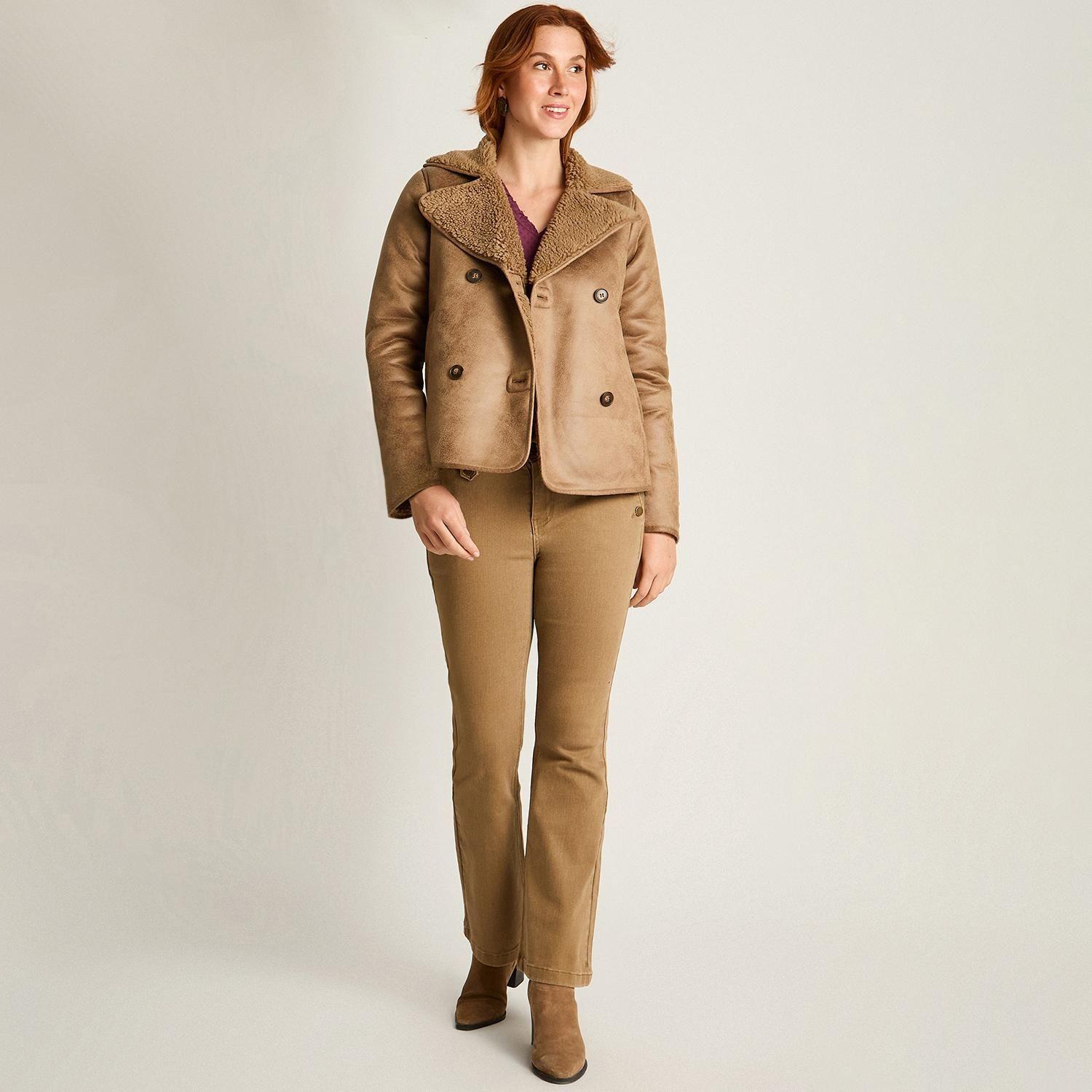 Chaqueta Camel en Ecocuero con Cuello Sherpa y Doble Botonadura-3