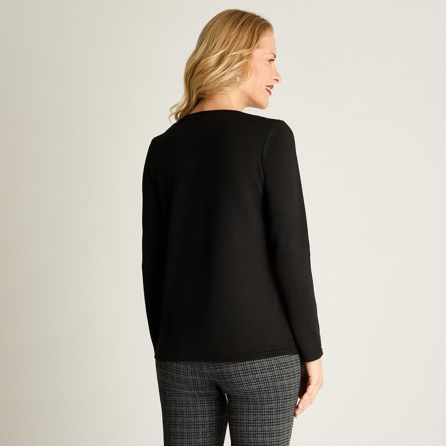 Polera De Lanilla Manga Larga Con Cadena En Escote Negro-2