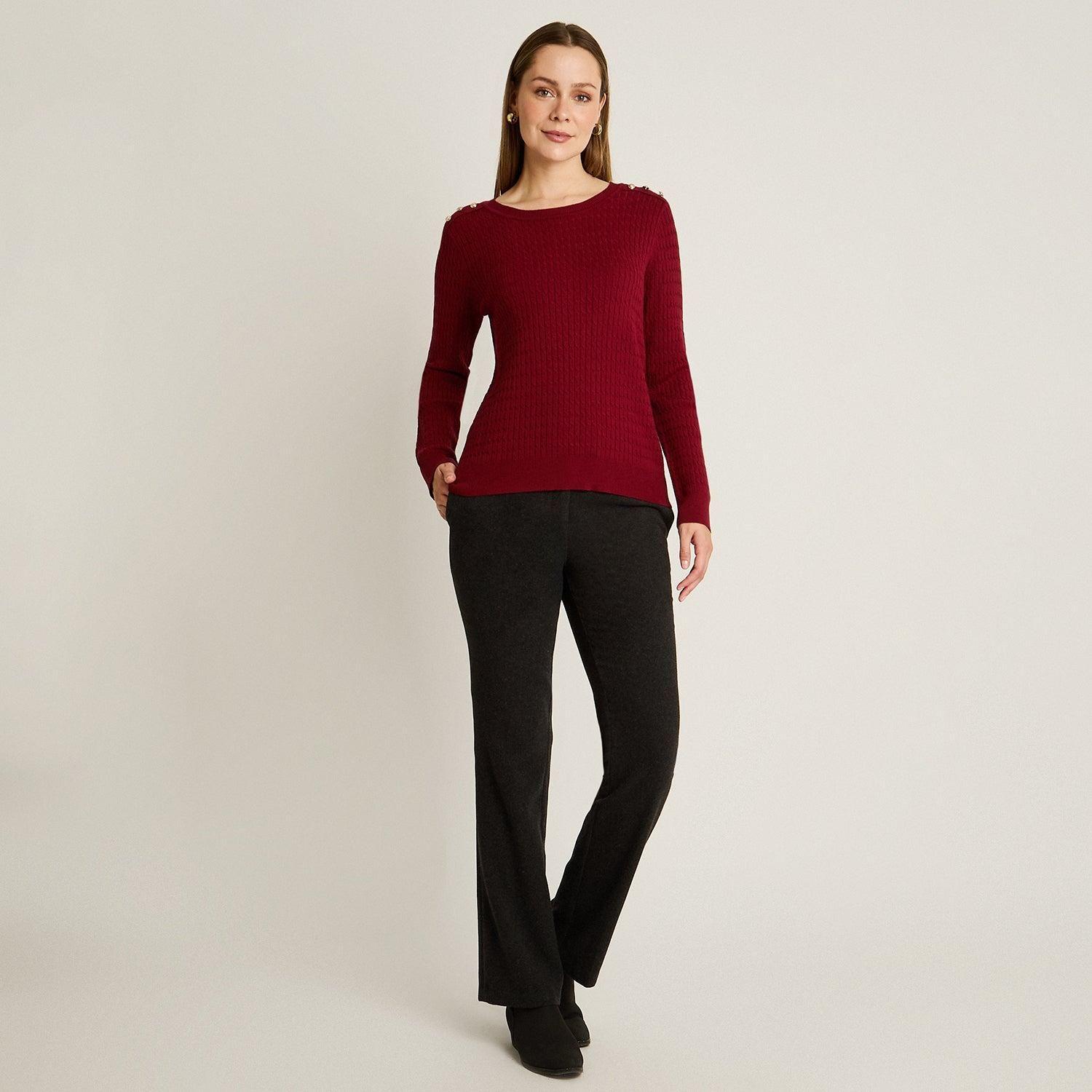 Sweater Rojo con Trenzado en Relieve y Botones Dorados en Hombro-3