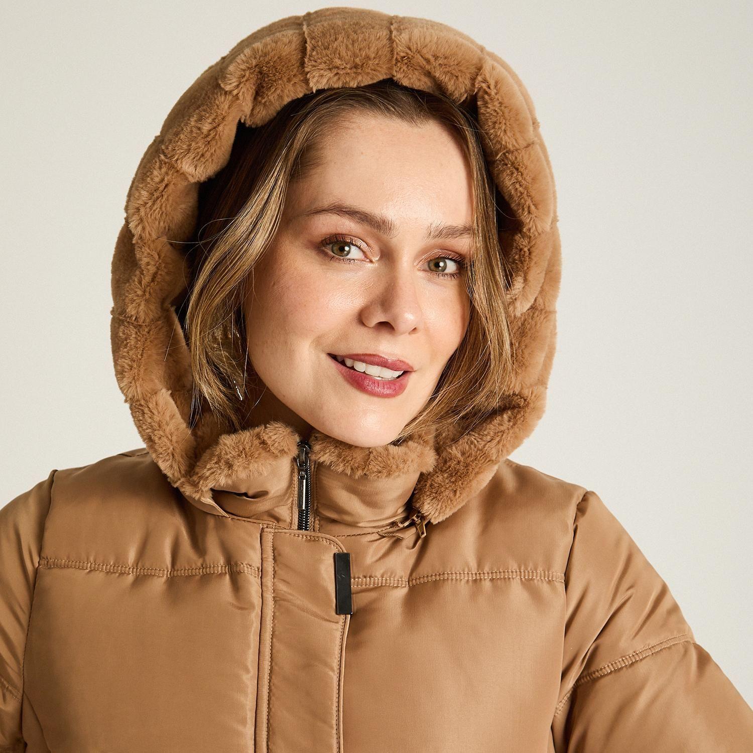 Parka Larga Camel con Gorro Peludo y Detalles de Peluche-2