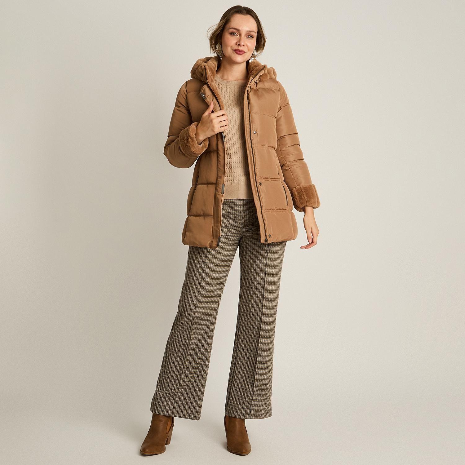 Parka Larga Camel con Gorro Peludo y Detalles de Peluche-3