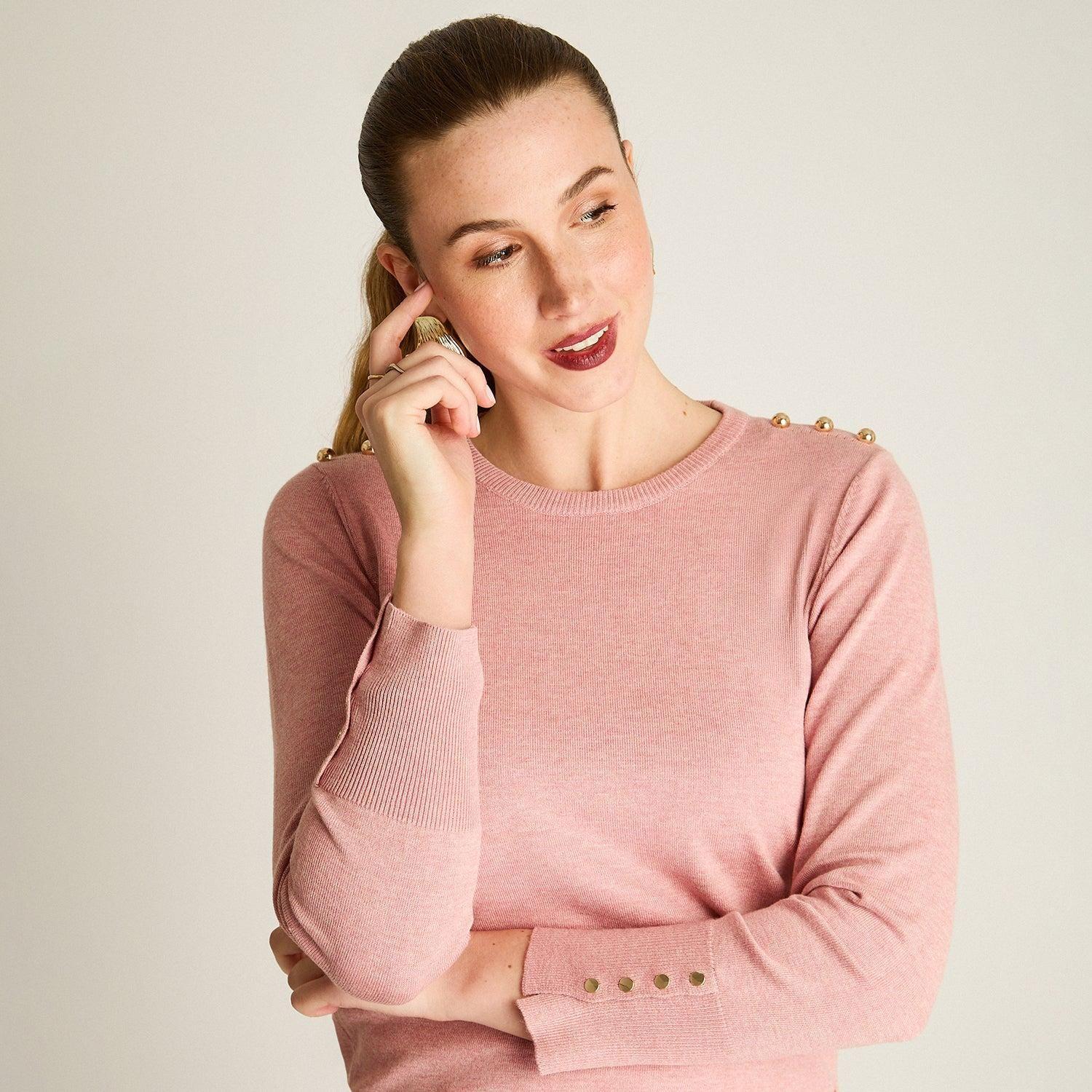 Sweater Rosado Cuello Redondo con Botones en Hombros-2