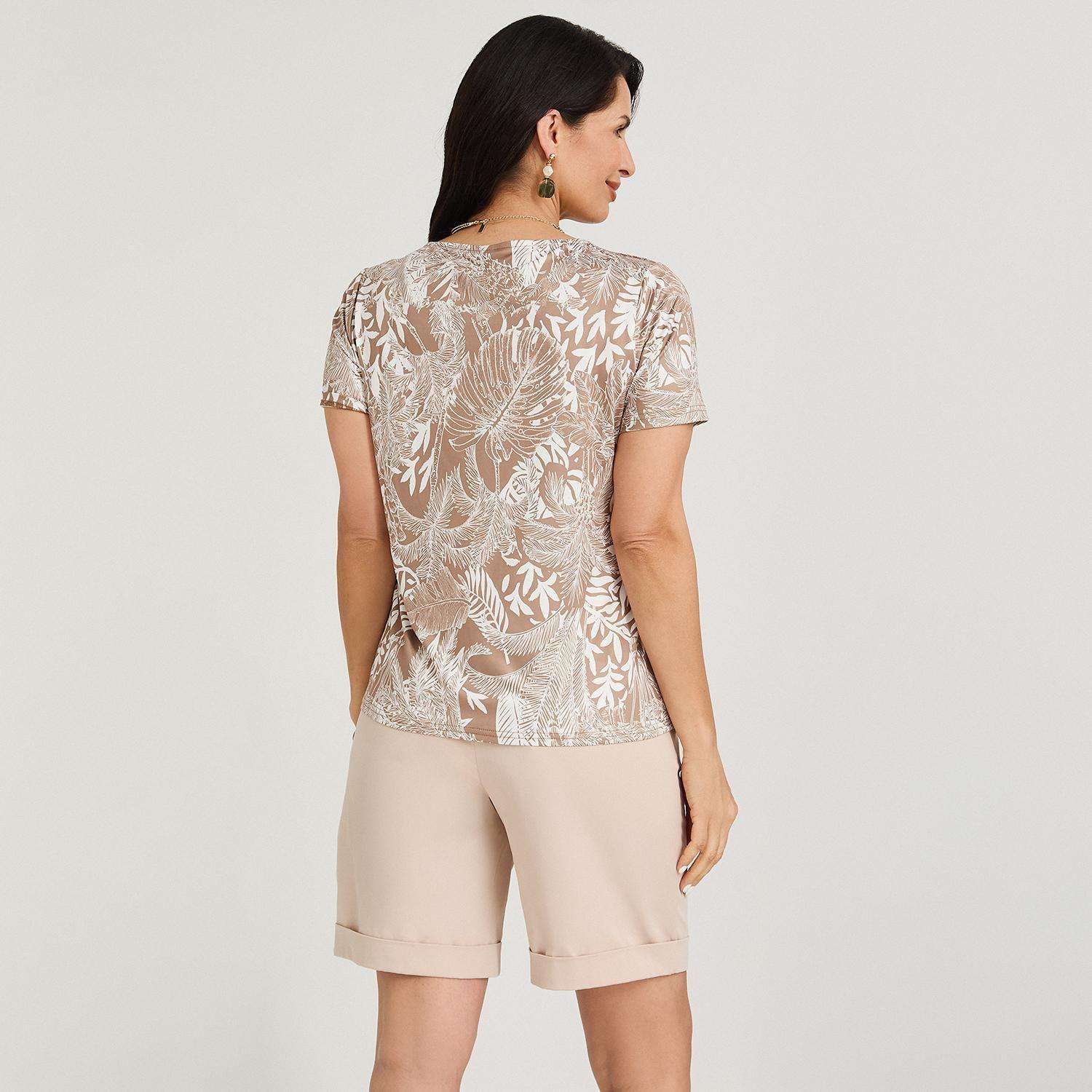 Polera Polyspandex con Aplicación en Escote Camel-1