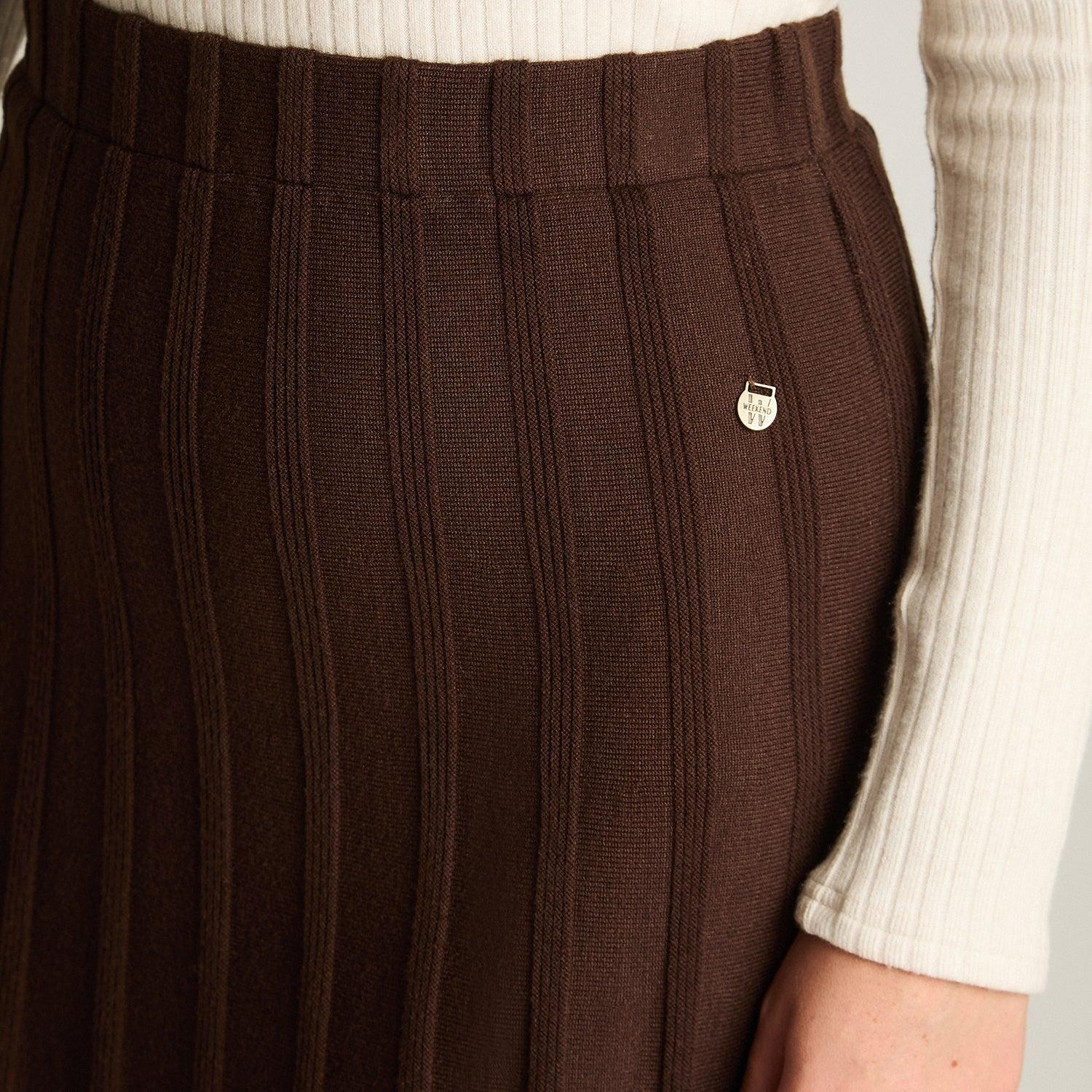 Falda Cafe Elasticidad Media Sin Forro Calce Holgado Tela Tejido-2