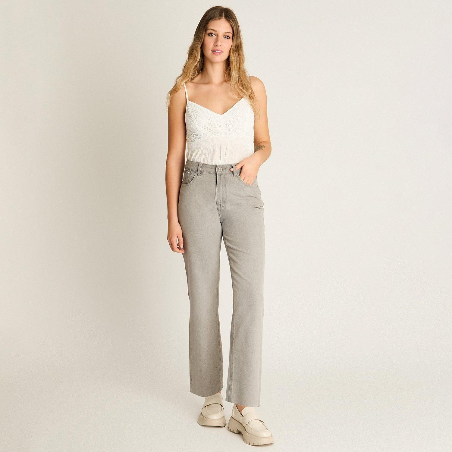 Jeans Gris Mom Con Ruedo-4