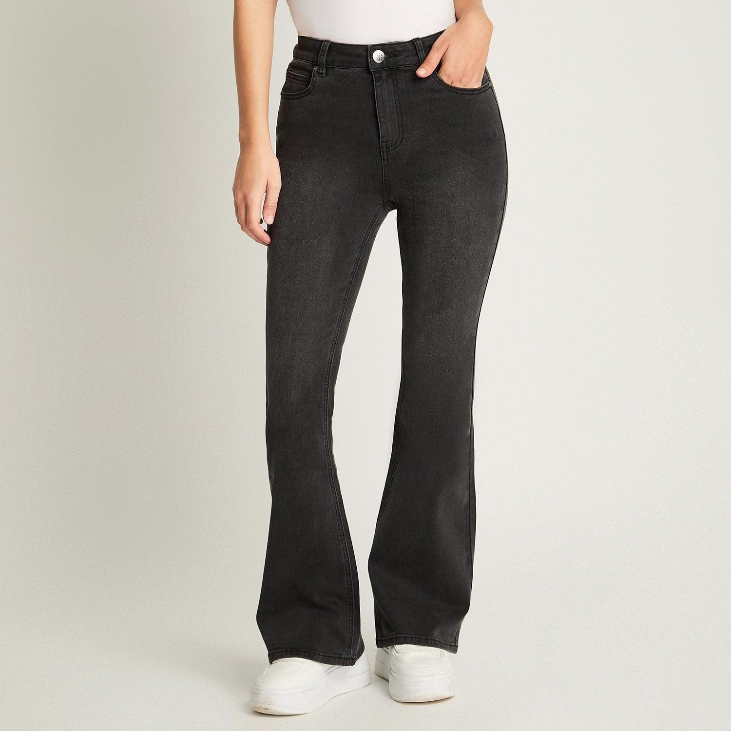 Jeans 5 Bolsillos Flare Gris Oscuro-0