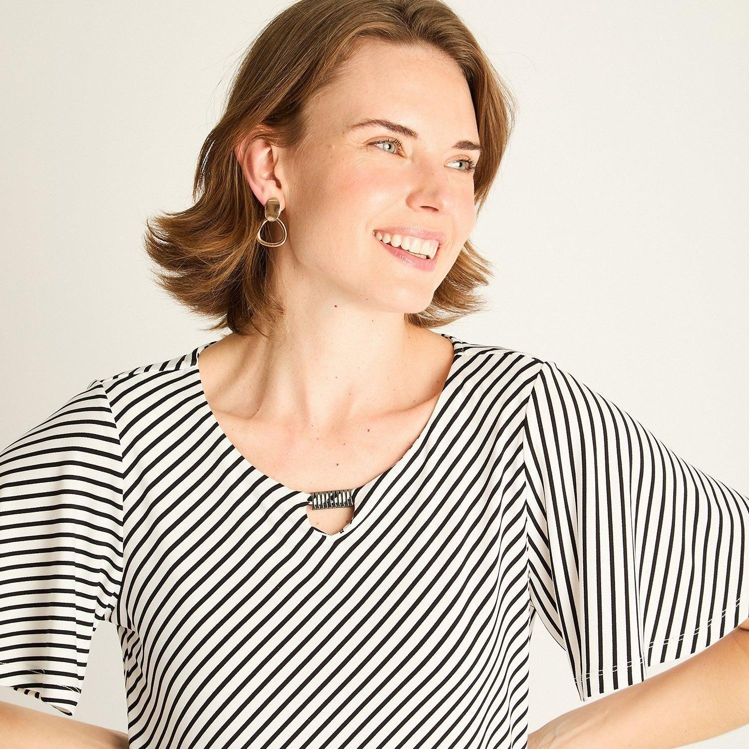 Polera Crudo a Rayas Diagonales-2