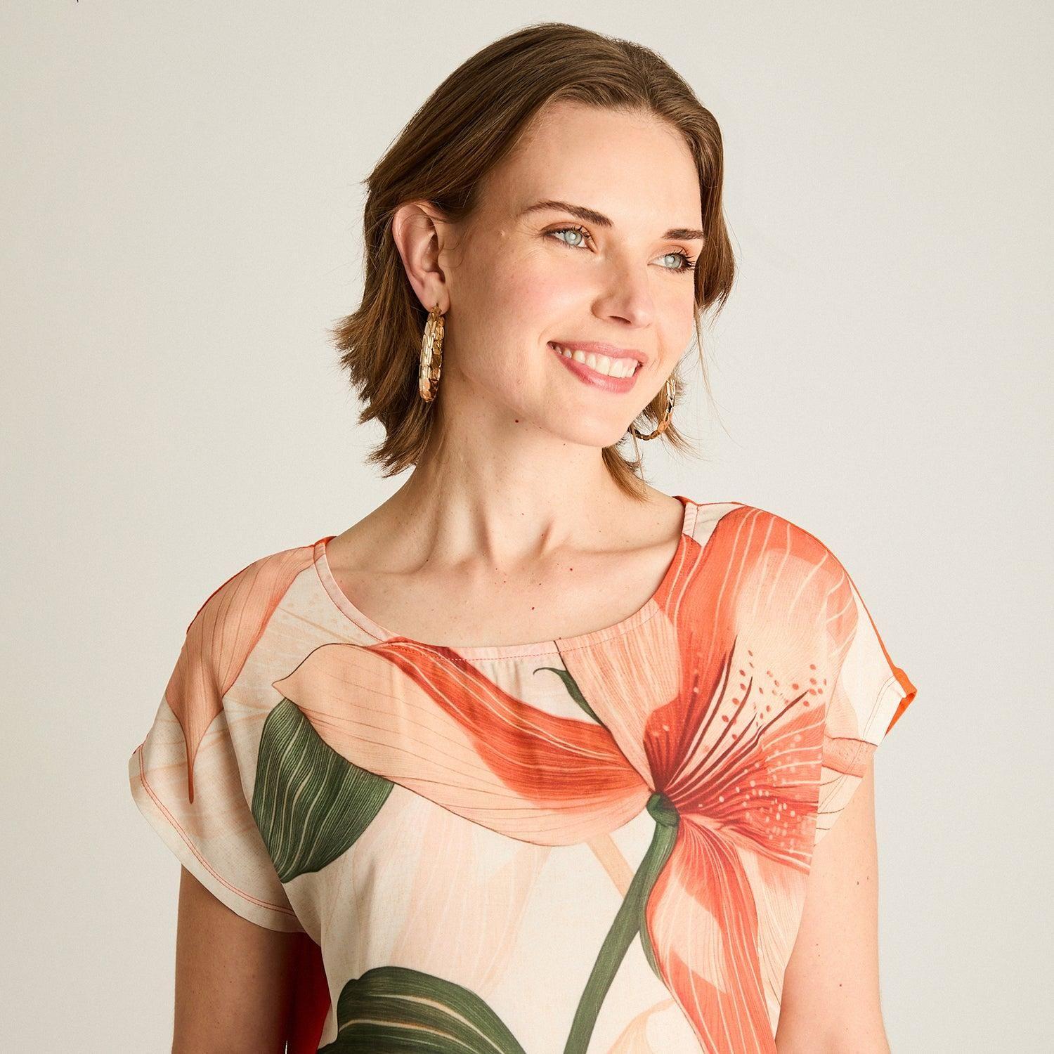 Polera Naranjo Floral Calce Holgado-2