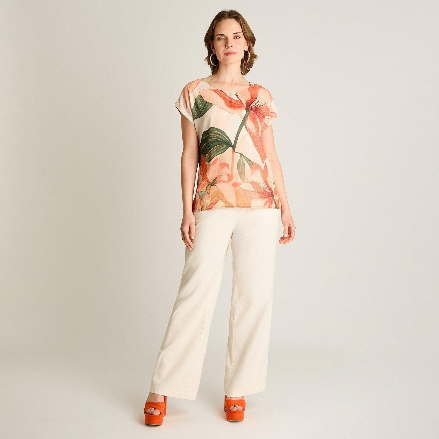 Polera Naranjo Floral Calce Holgado-3