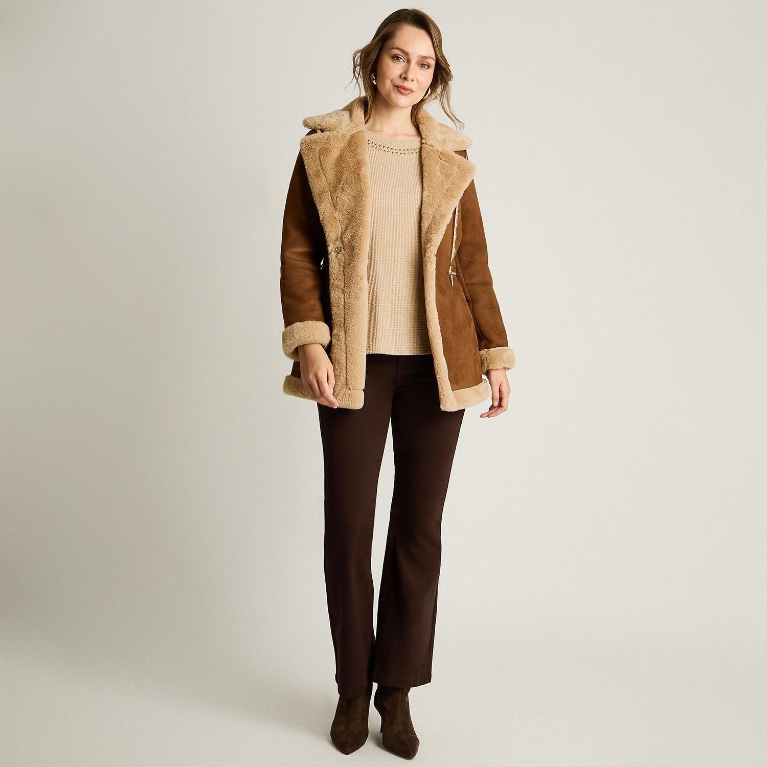 Chaqueta Camel de Suede con Forro Sherpa y Solapa Amplia-3