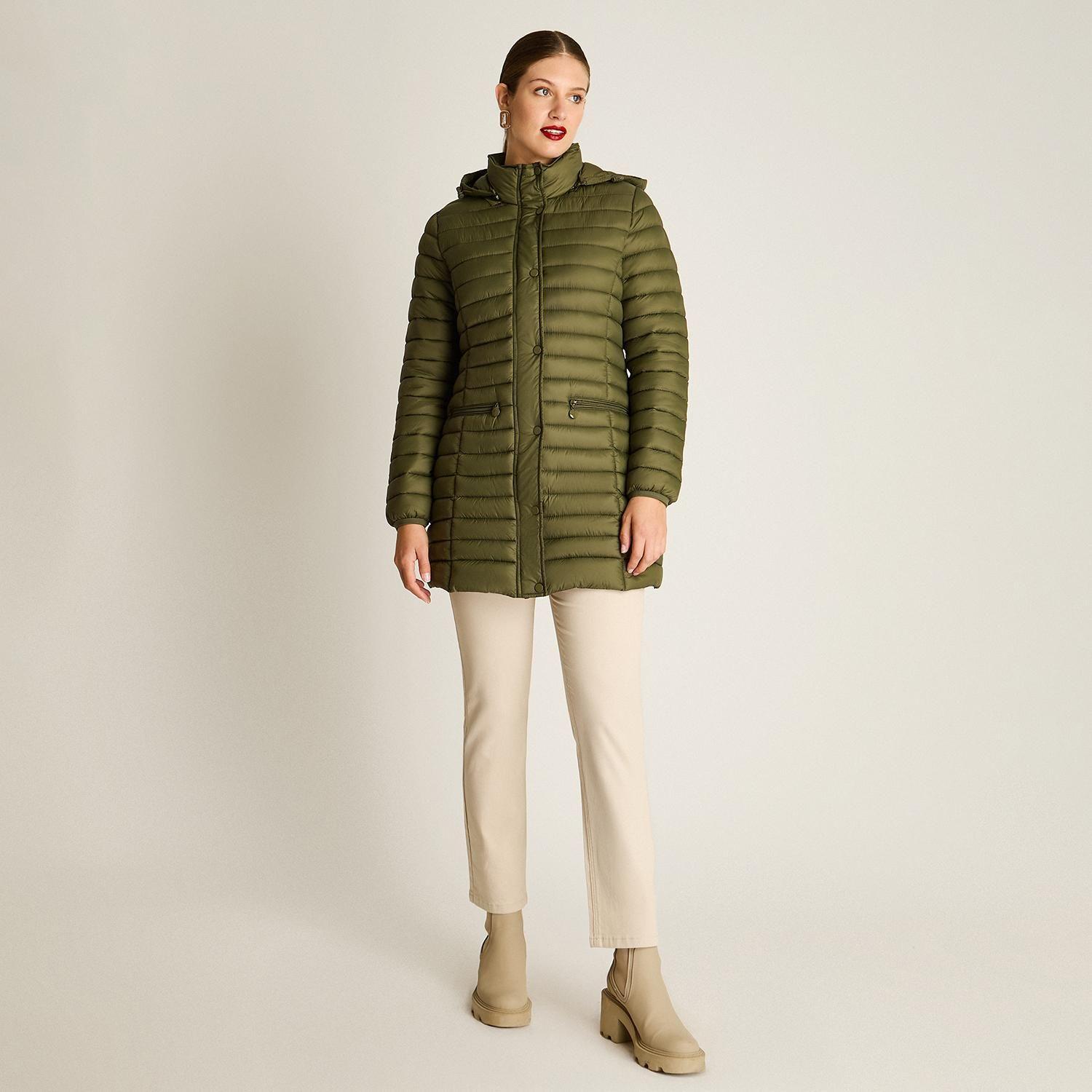 Parka Larga Verde con Diseño Quilted y Gorro Desmontable-3