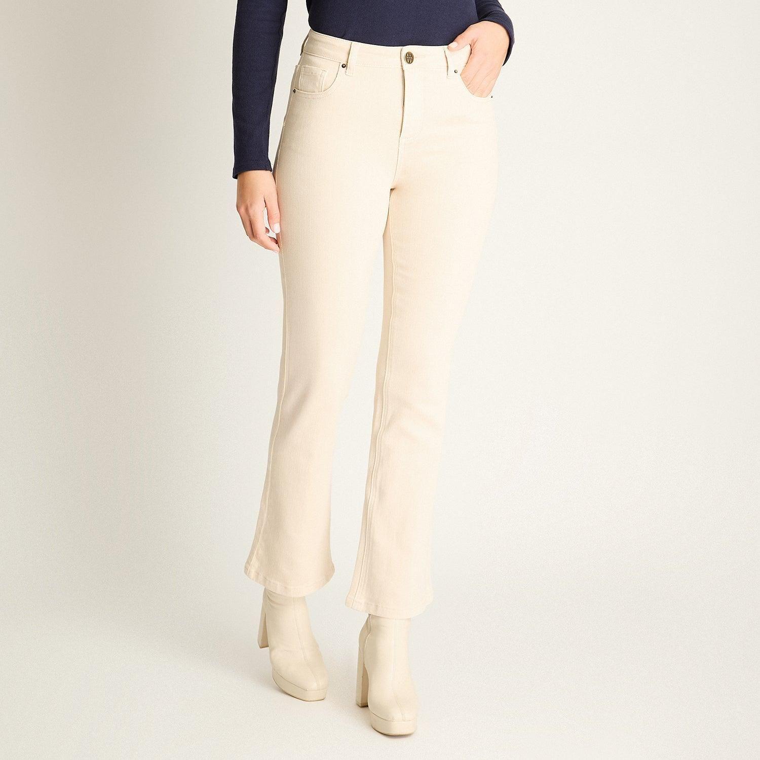 Jeans Beige Flare Elasticidad Media Calce Ajustado-0