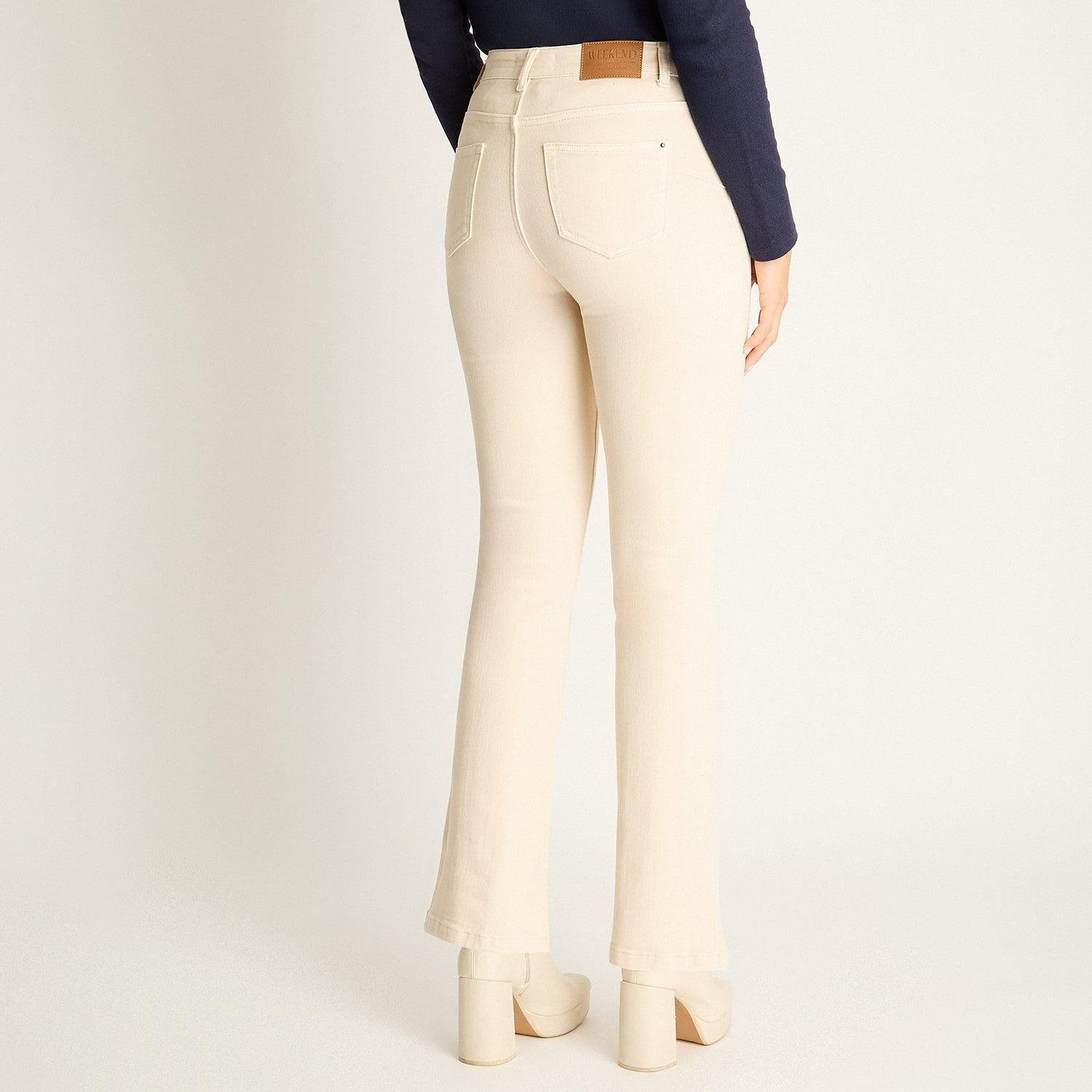 Jeans Beige Flare Elasticidad Media Calce Ajustado-1