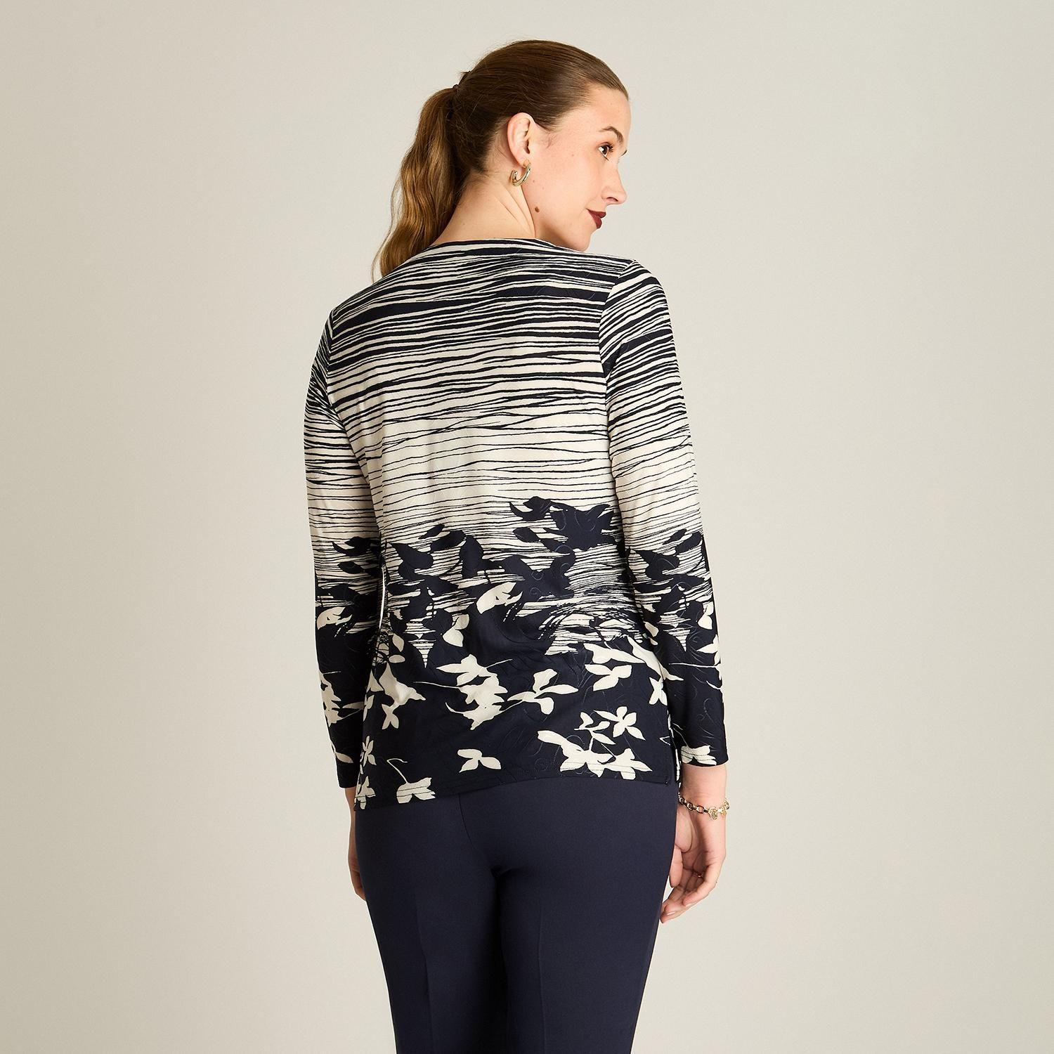 Polera Azul Manga Larga Estampada con Detalle en el Escote-1