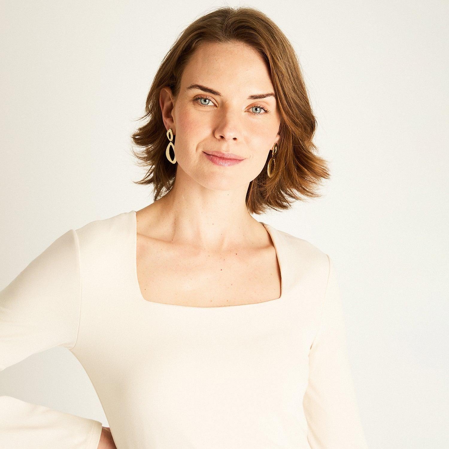 Polera Arena Cuello Cuadrado-3