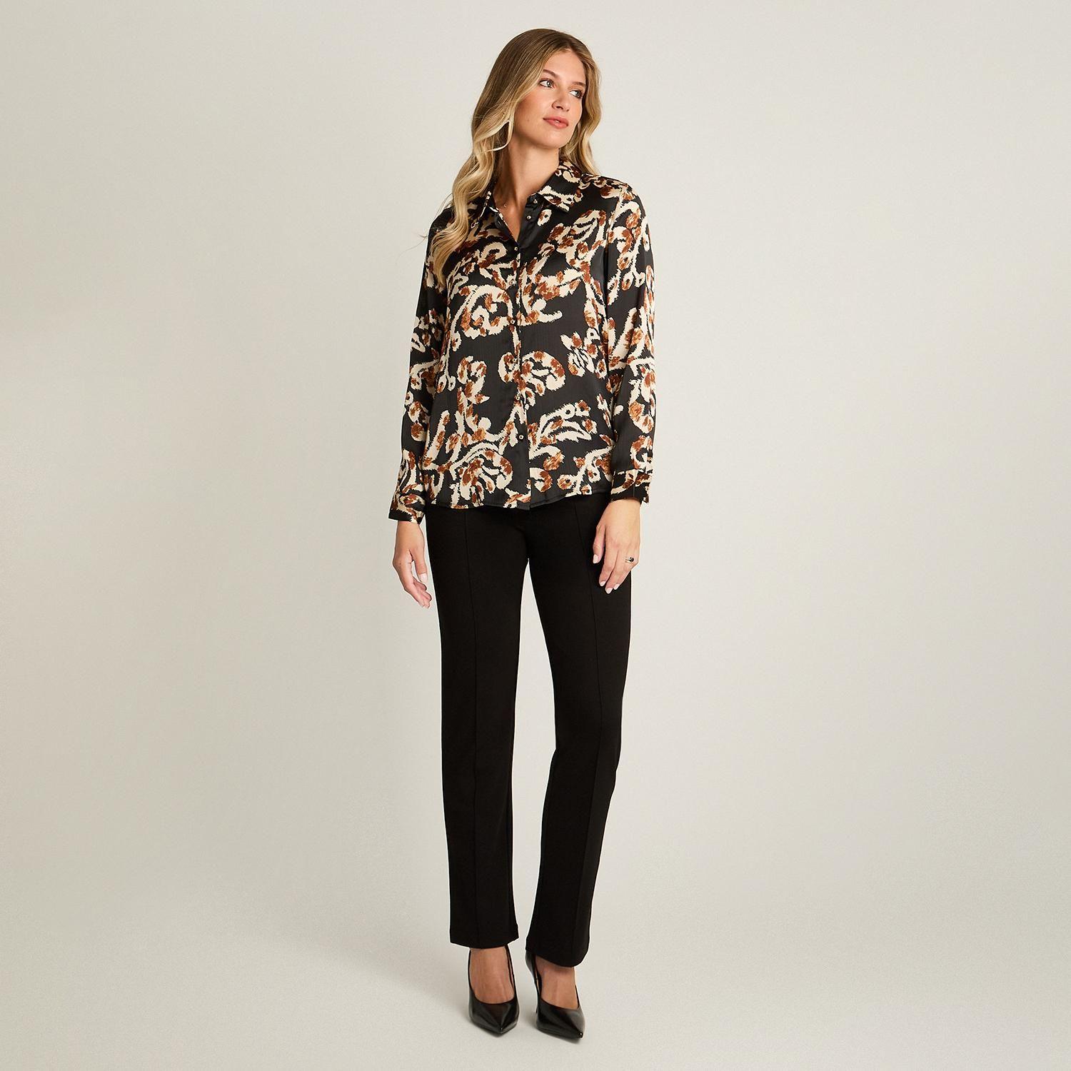 Blusa Camisera Negra con Estampado Floral y Manga Larga-3