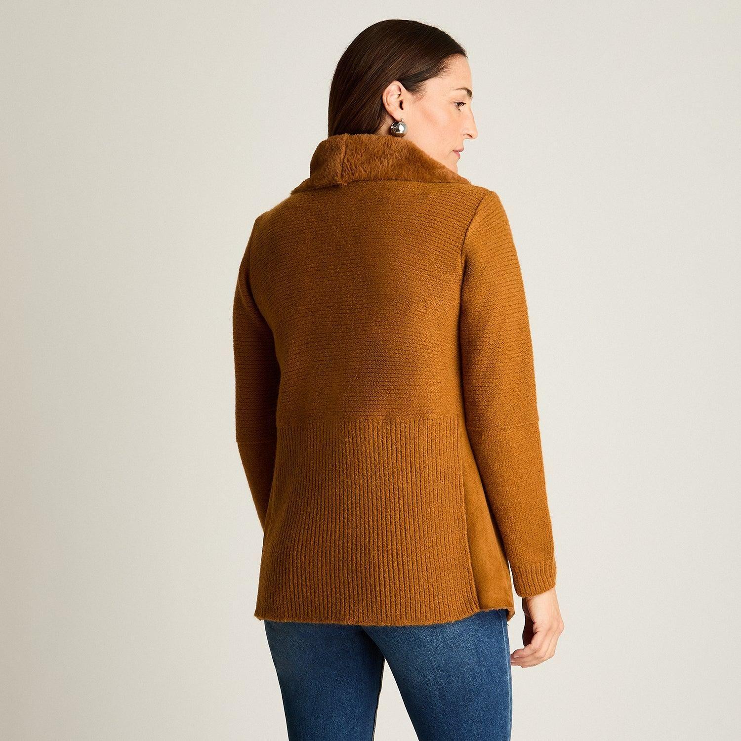 Tapado Mix Fabric Con Aplicación De Suede Bonded Manga Larga Camel-0