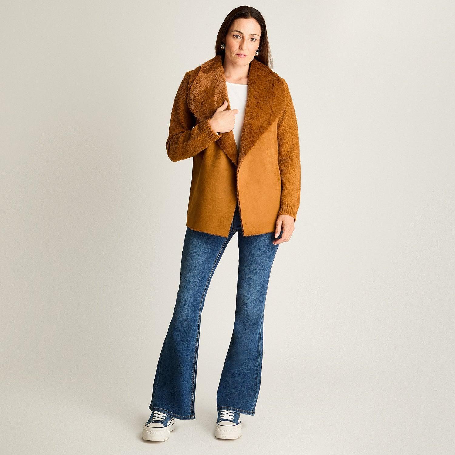 Tapado Mix Fabric Con Aplicación De Suede Bonded Manga Larga Camel-2