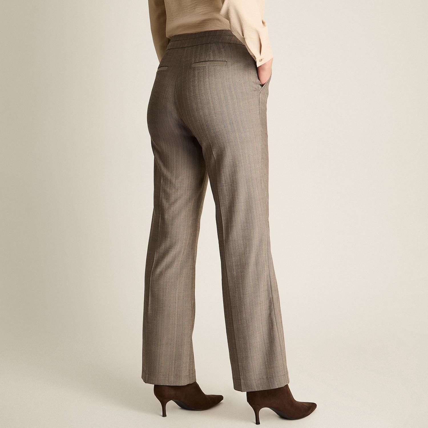 Pantalón Formal Gris Recto con Aplicación de Botones en Pretina-1