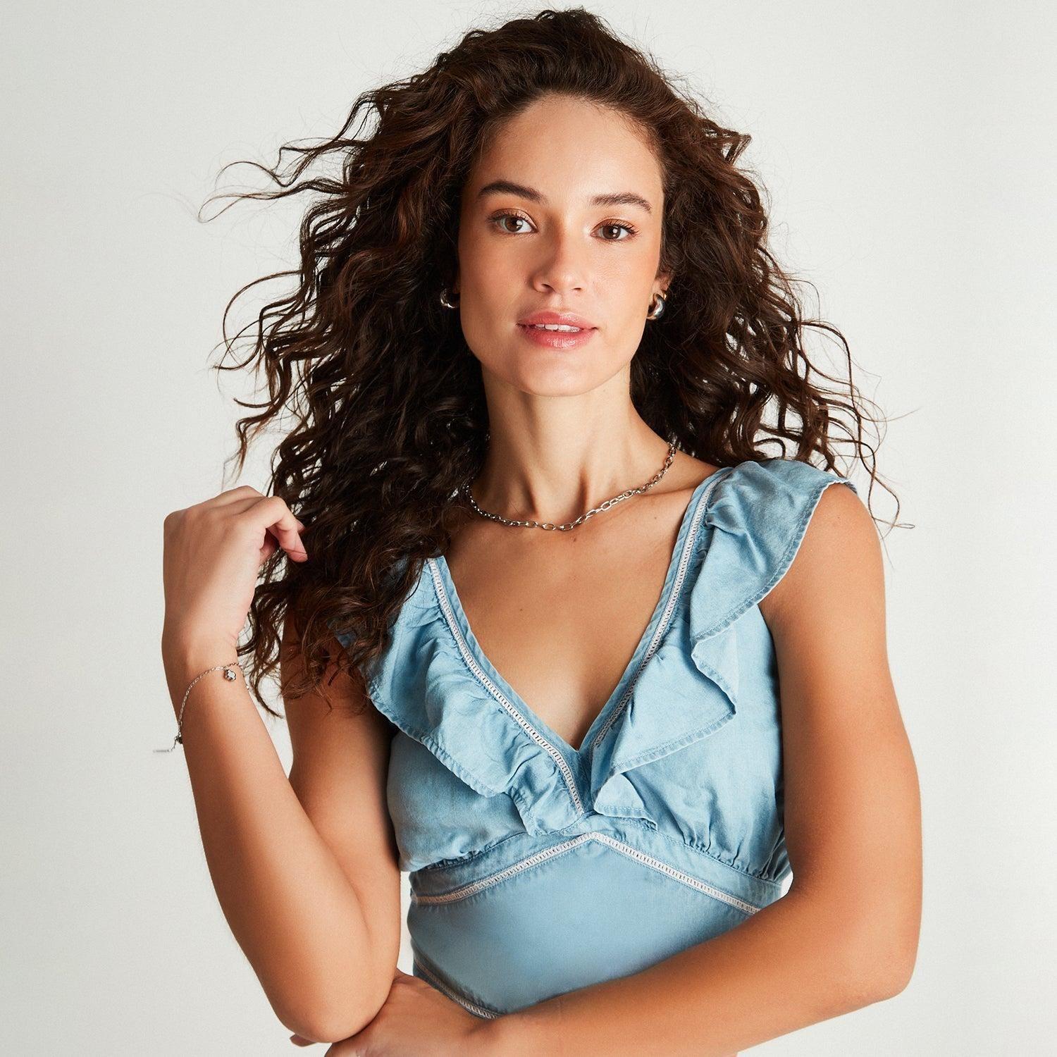 Blusa Celeste Detalle En Escote-2
