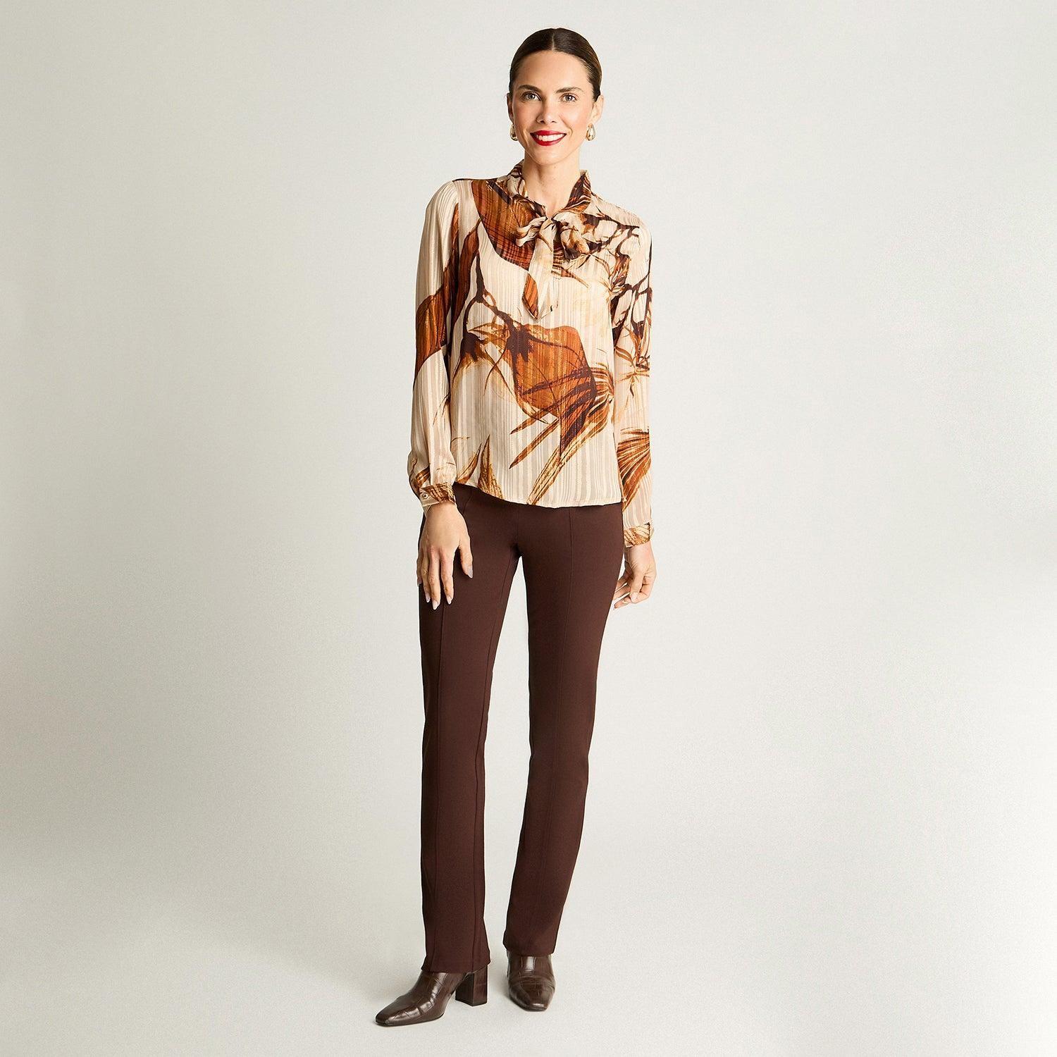 Blusa Manga Larga Con Amarra En Cuello Estampada Beige-3