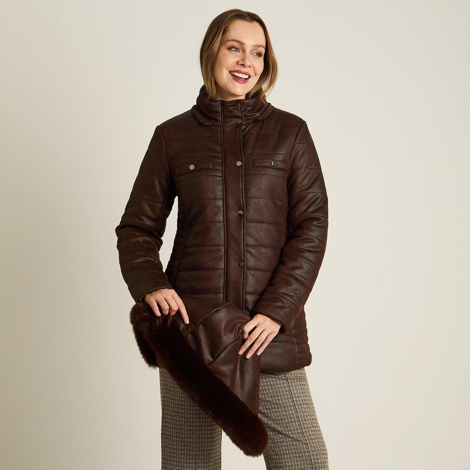 Parka Café Suede Texturizado con Gorro Peludo y Forro-3