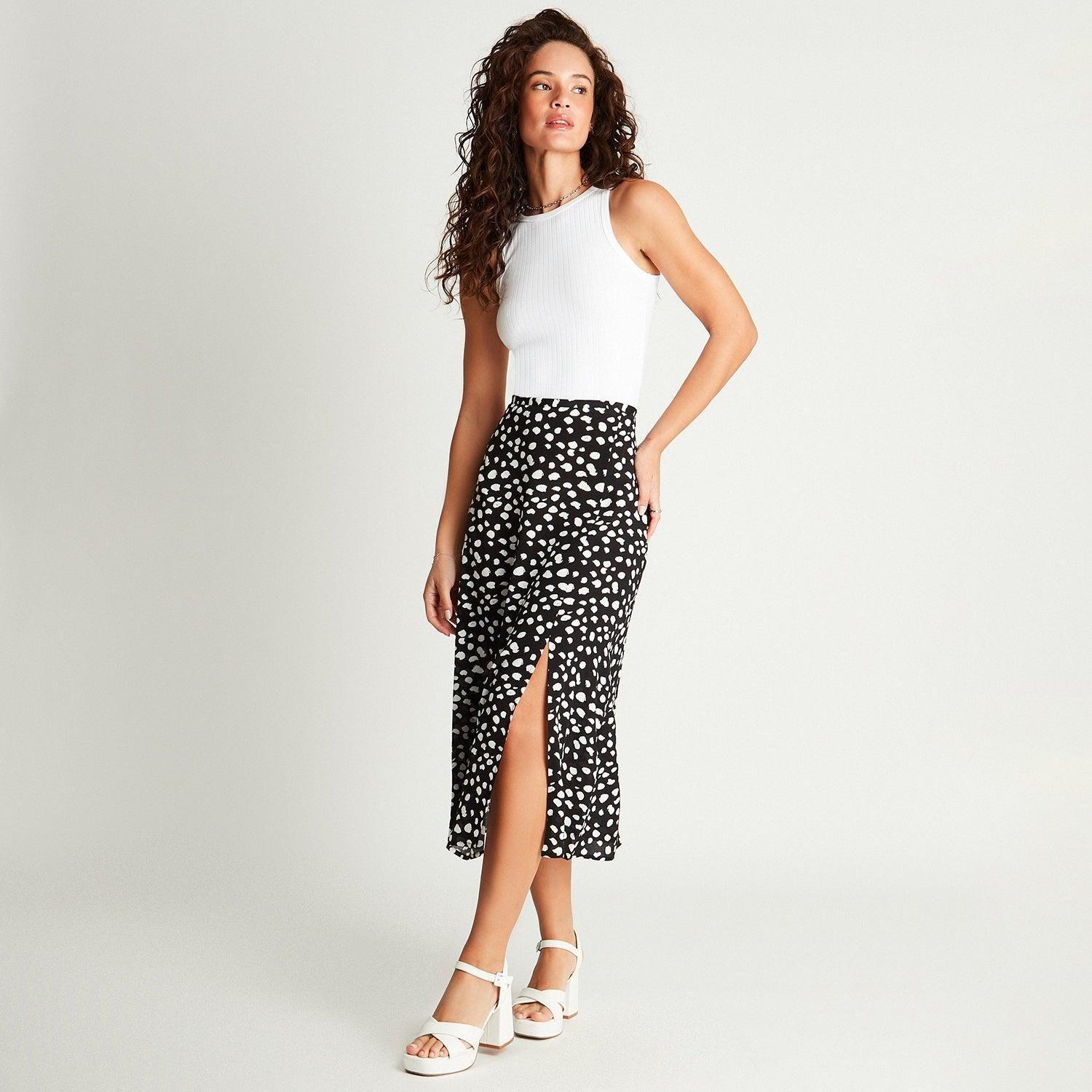 Falda Larga Recta Negro Estampado-3