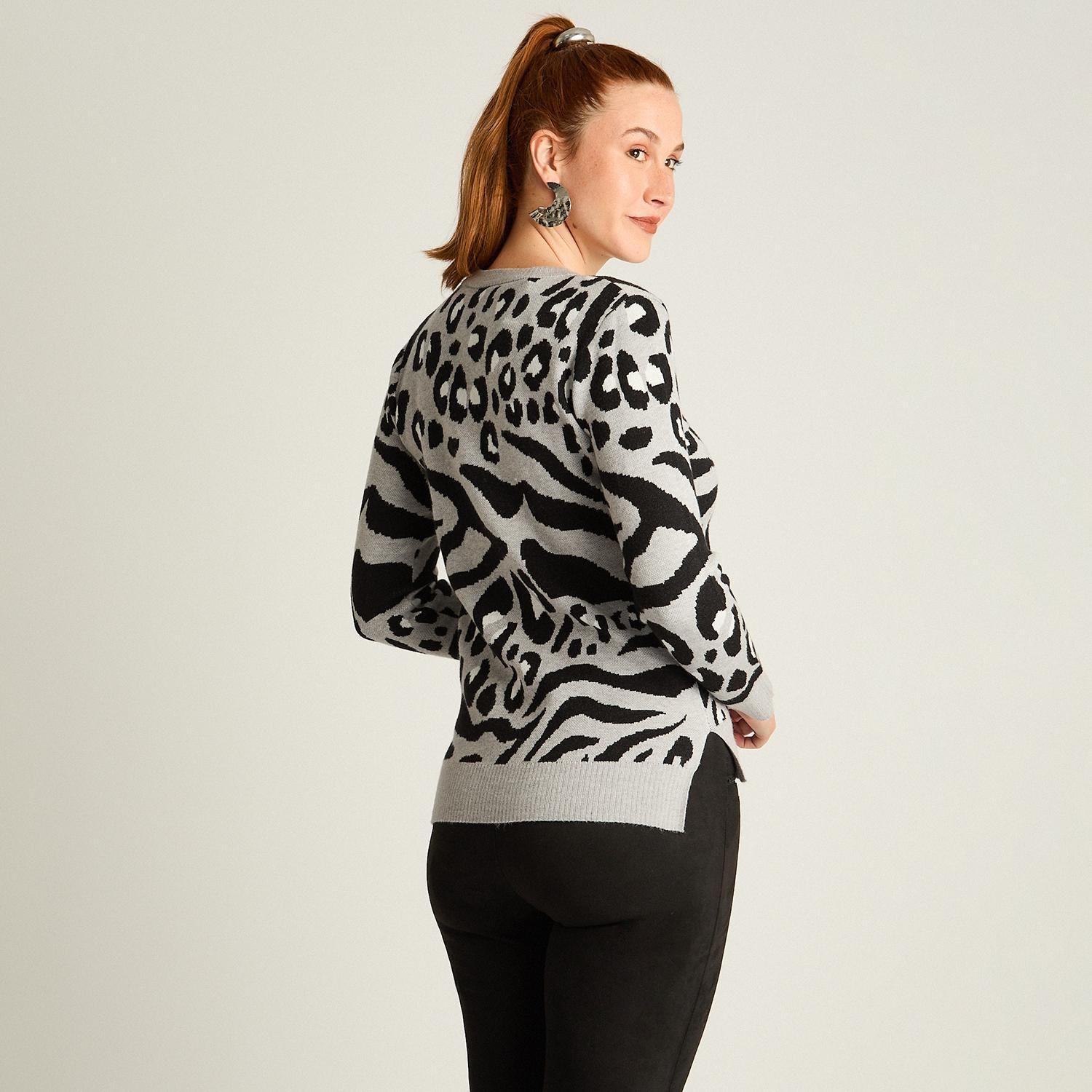 Sweater Gris con Estampado Animal Print Jacquard en Tejido-1