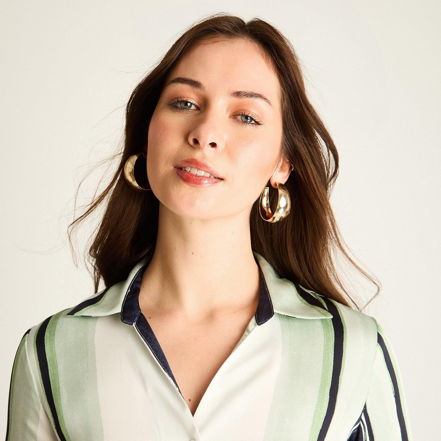 Blusa Menta Rayada con Estilo Camisero-2